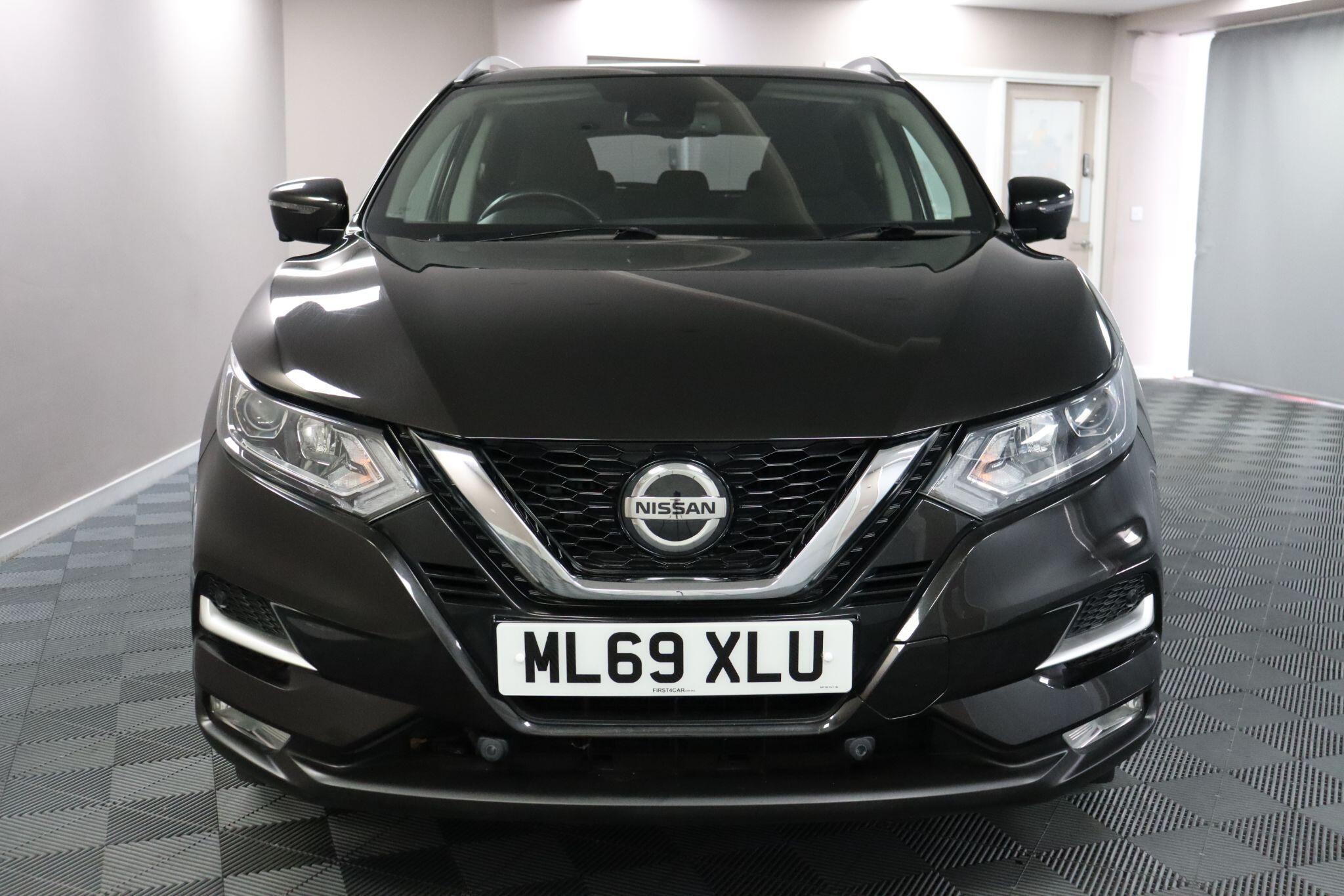 Nissan Qashqai view 2