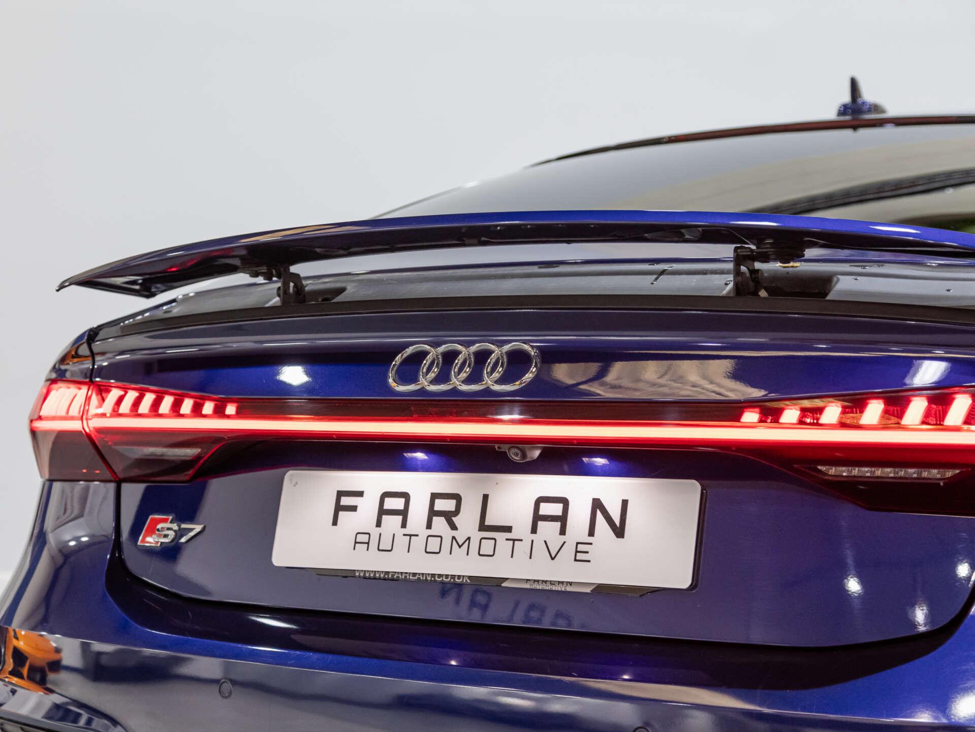Audi S7 view 75