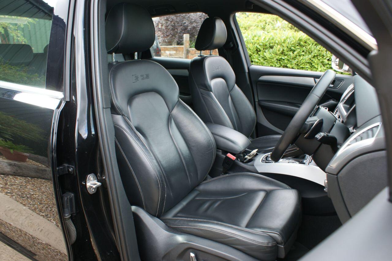 Audi SQ5 view 41