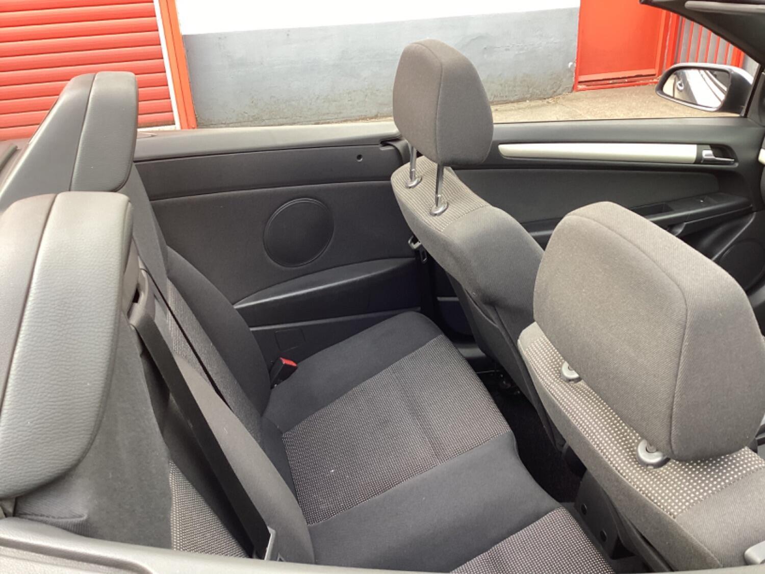 Vauxhall Astra view 24