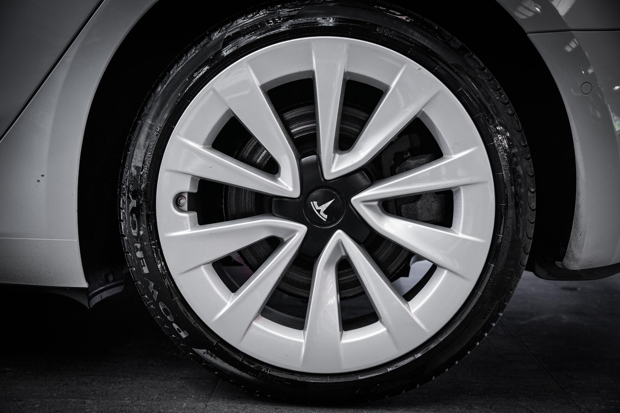 Tesla Model 3 view 29