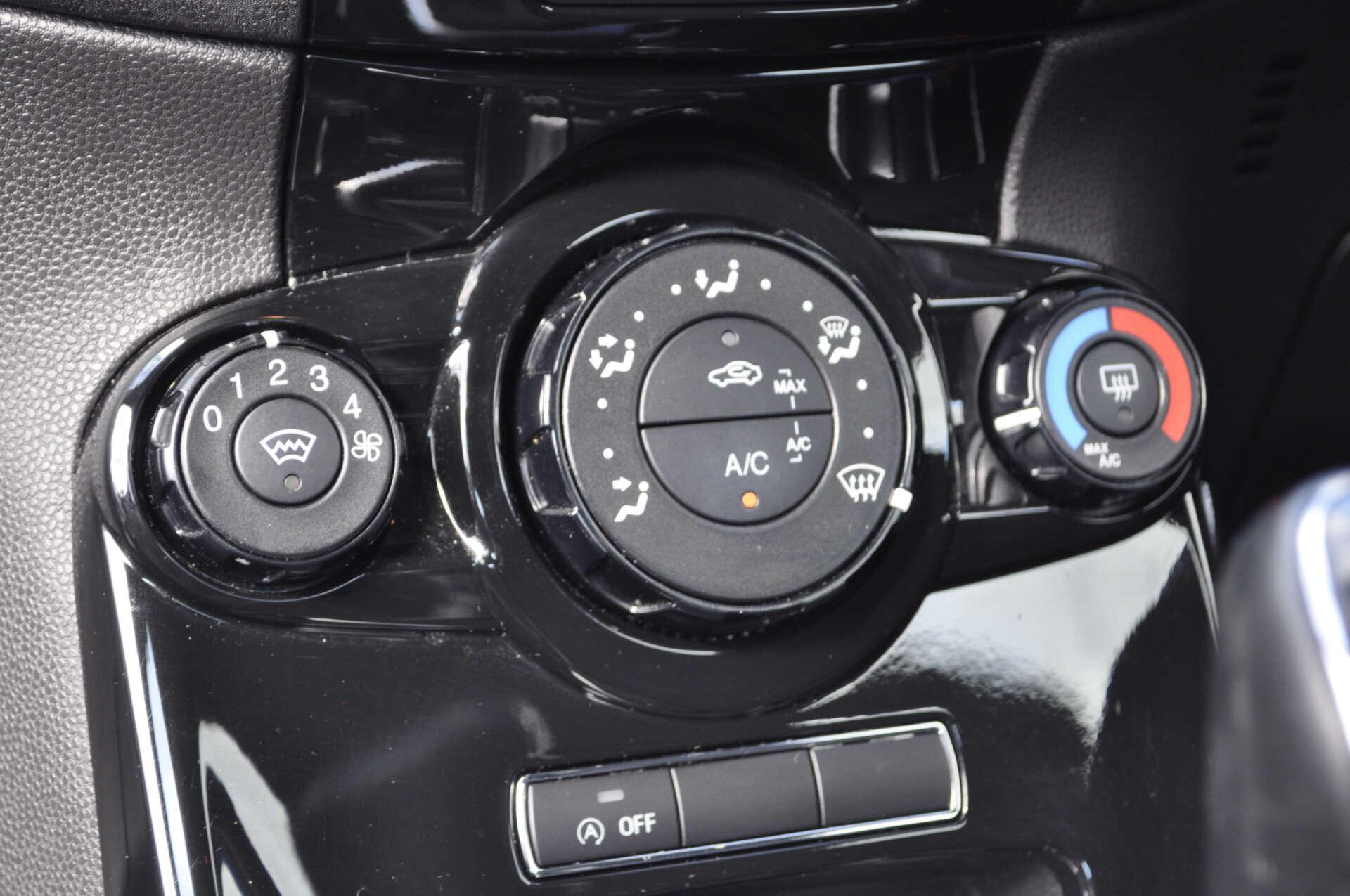 Ford Fiesta view 15