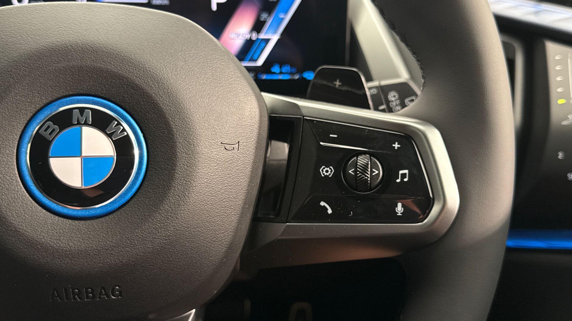 BMW X3 view 18