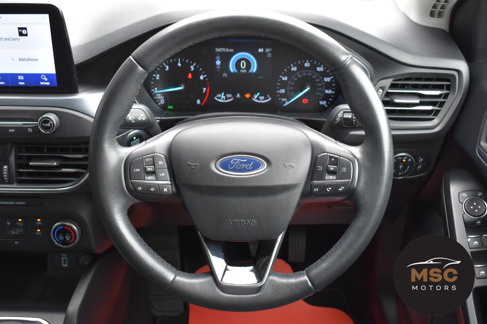 Ford Focus view 42