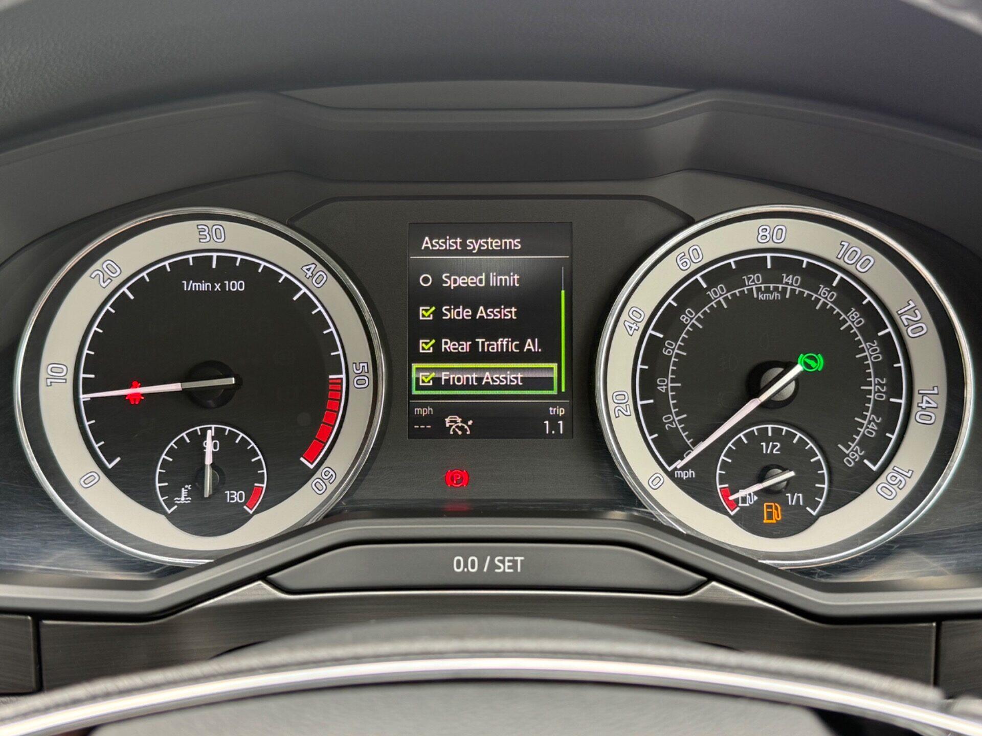 Skoda Superb view 39