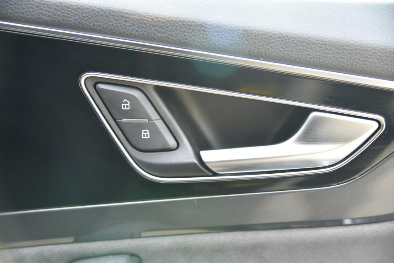 Audi Q7 view 67