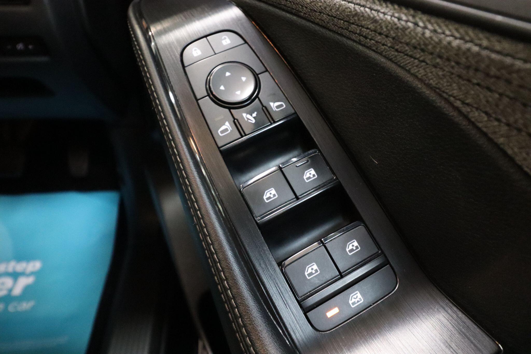 Nissan X-Trail view 17
