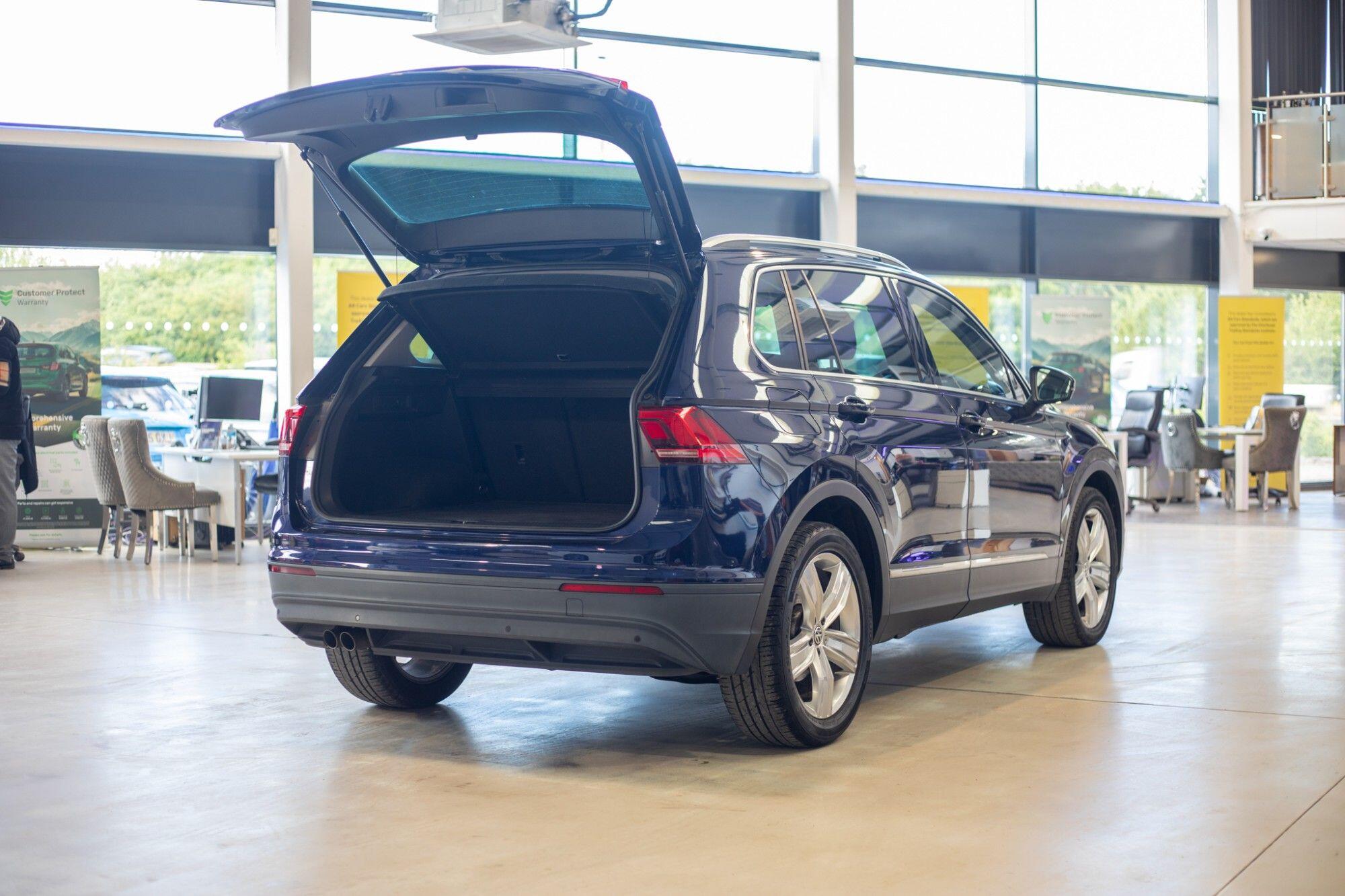 Volkswagen Tiguan view 33
