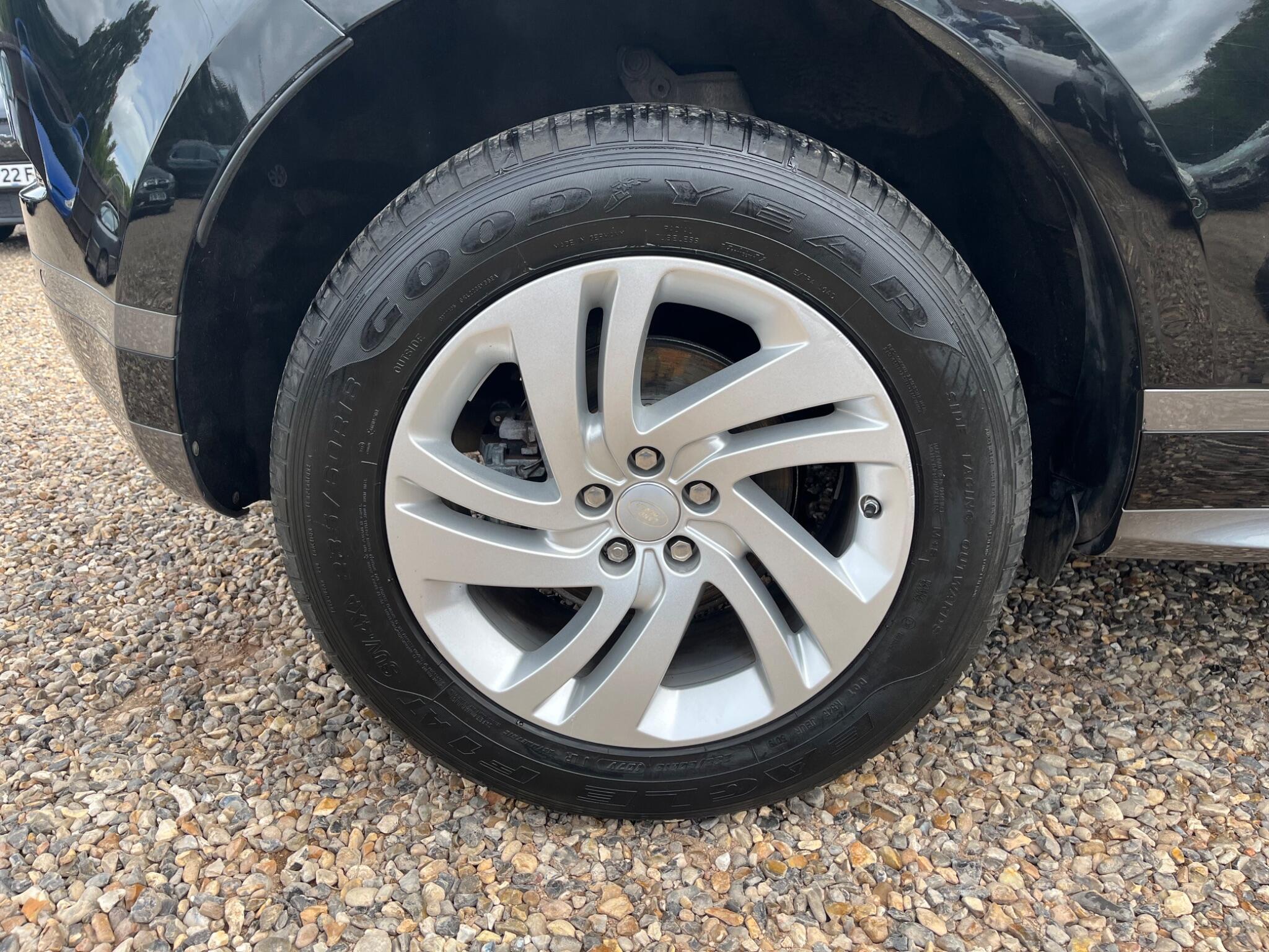 Land Rover Range Rover Evoque view 8