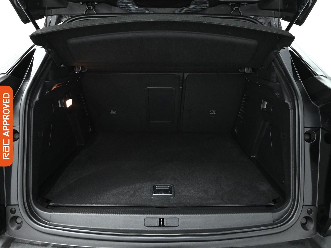 Peugeot 3008 view 13