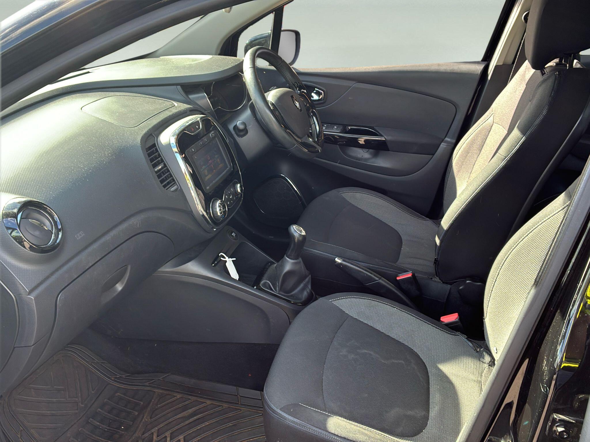 Renault Captur view 9