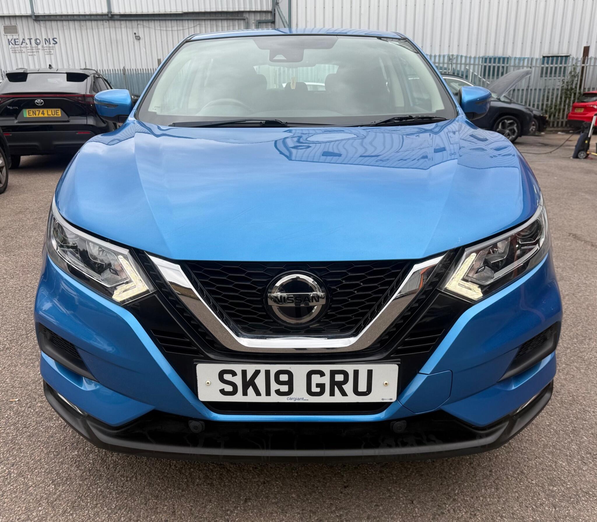 Nissan Qashqai view 2
