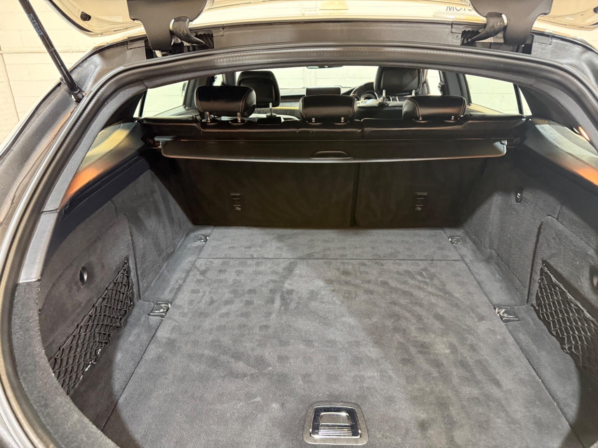 Mercedes-Benz CLS view 68