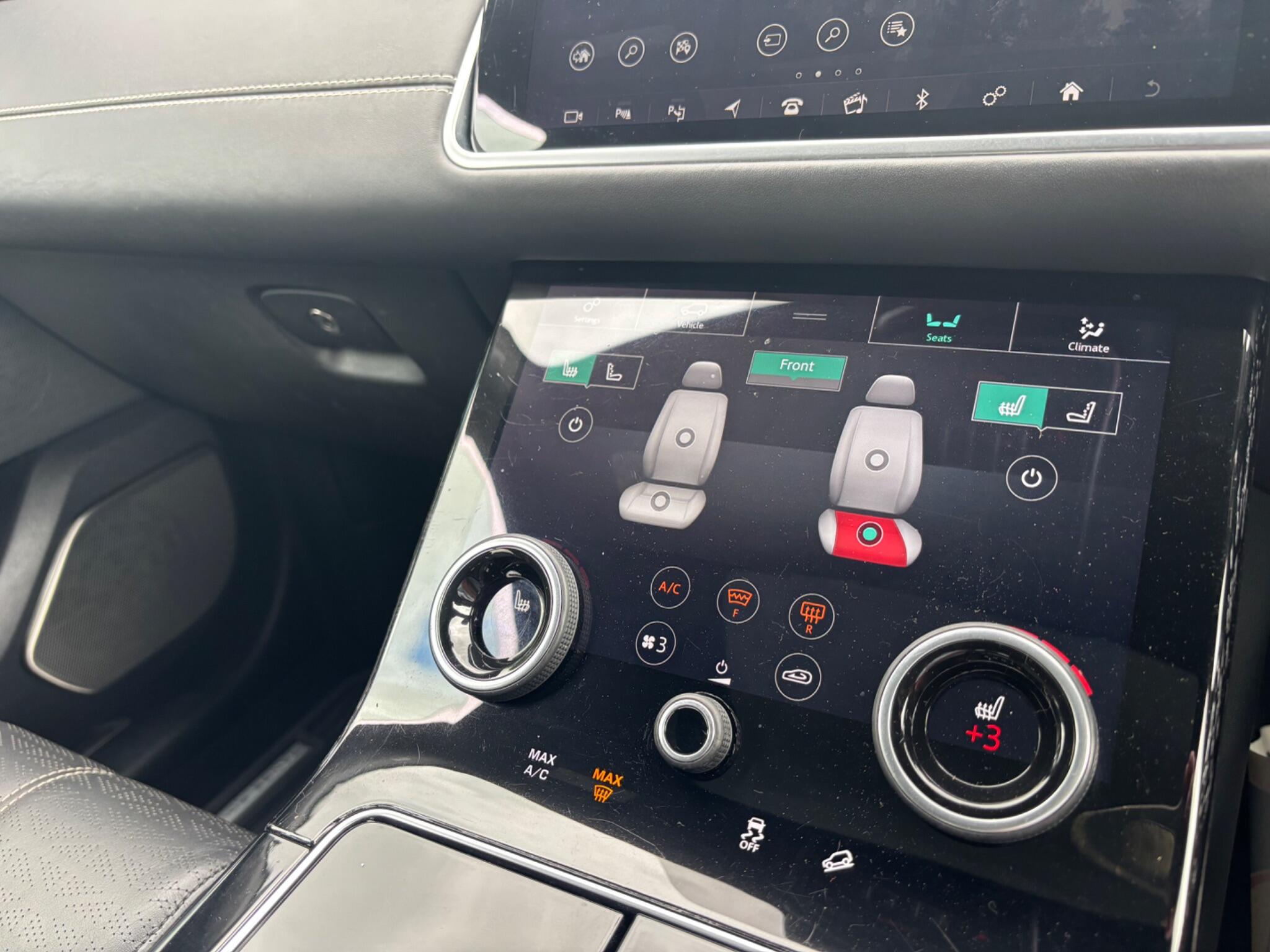 Land Rover Range Rover Velar view 30