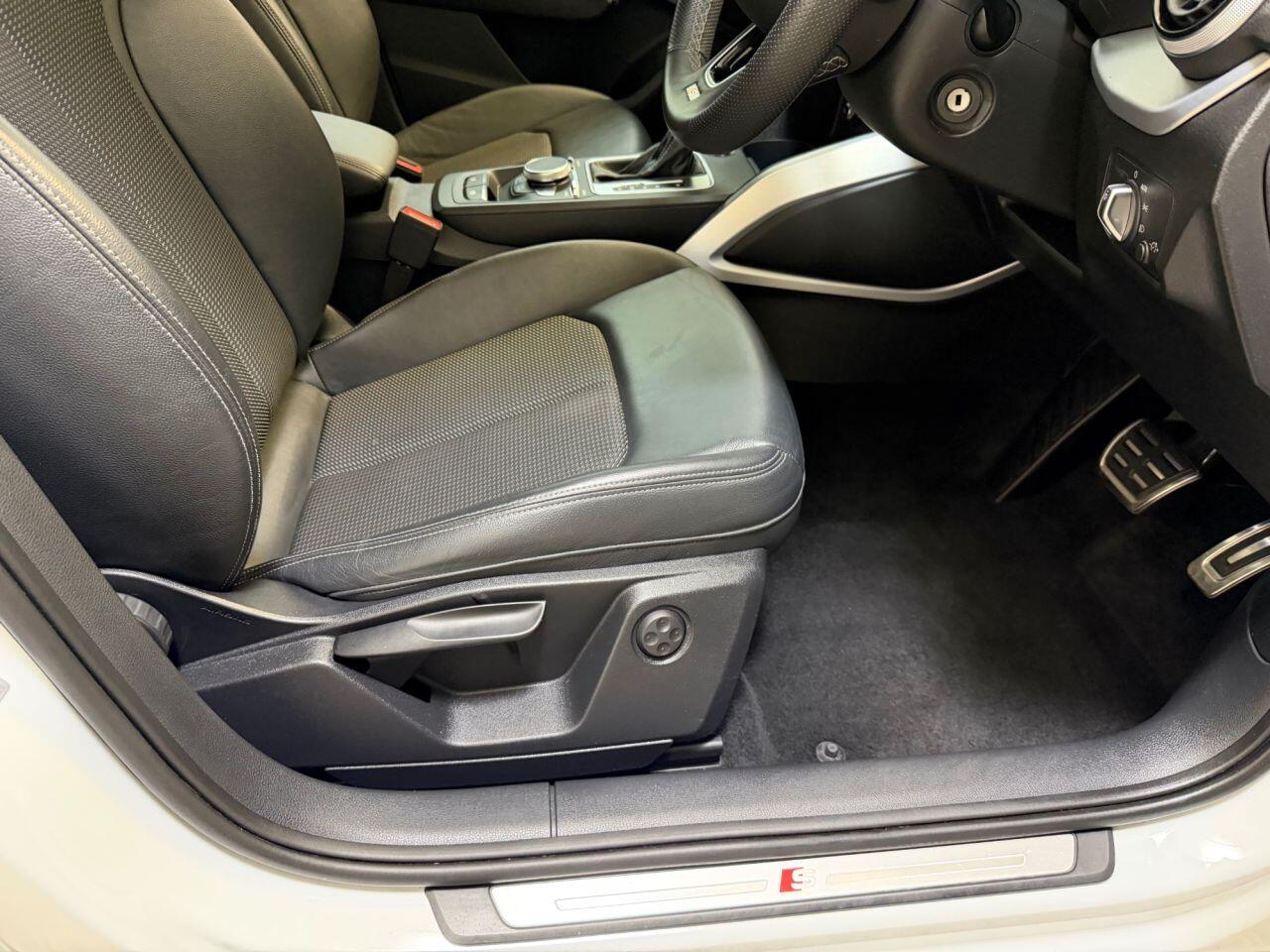 Audi Q2 view 21