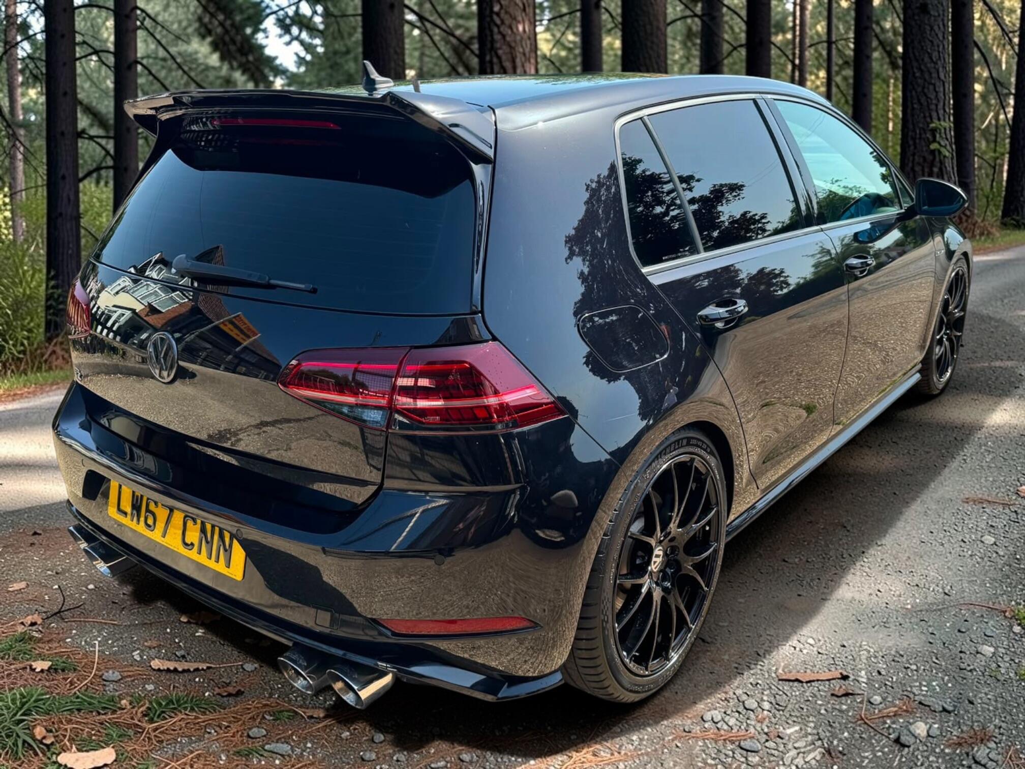 Volkswagen Golf view 10