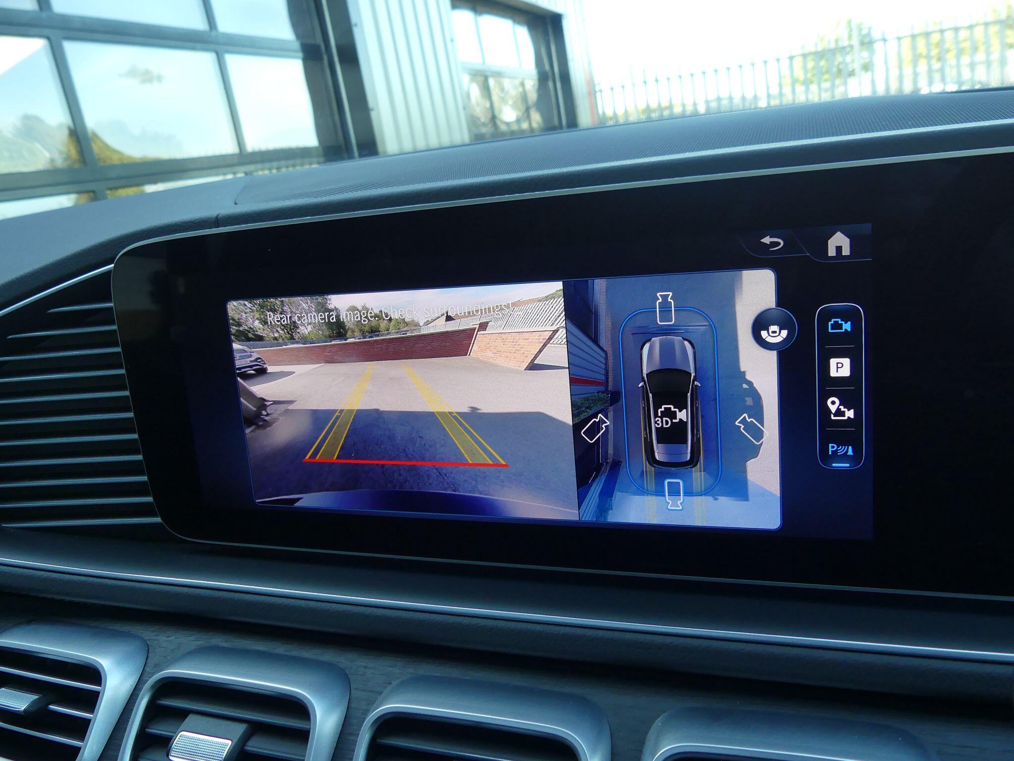 Mercedes-Benz Gle view 18