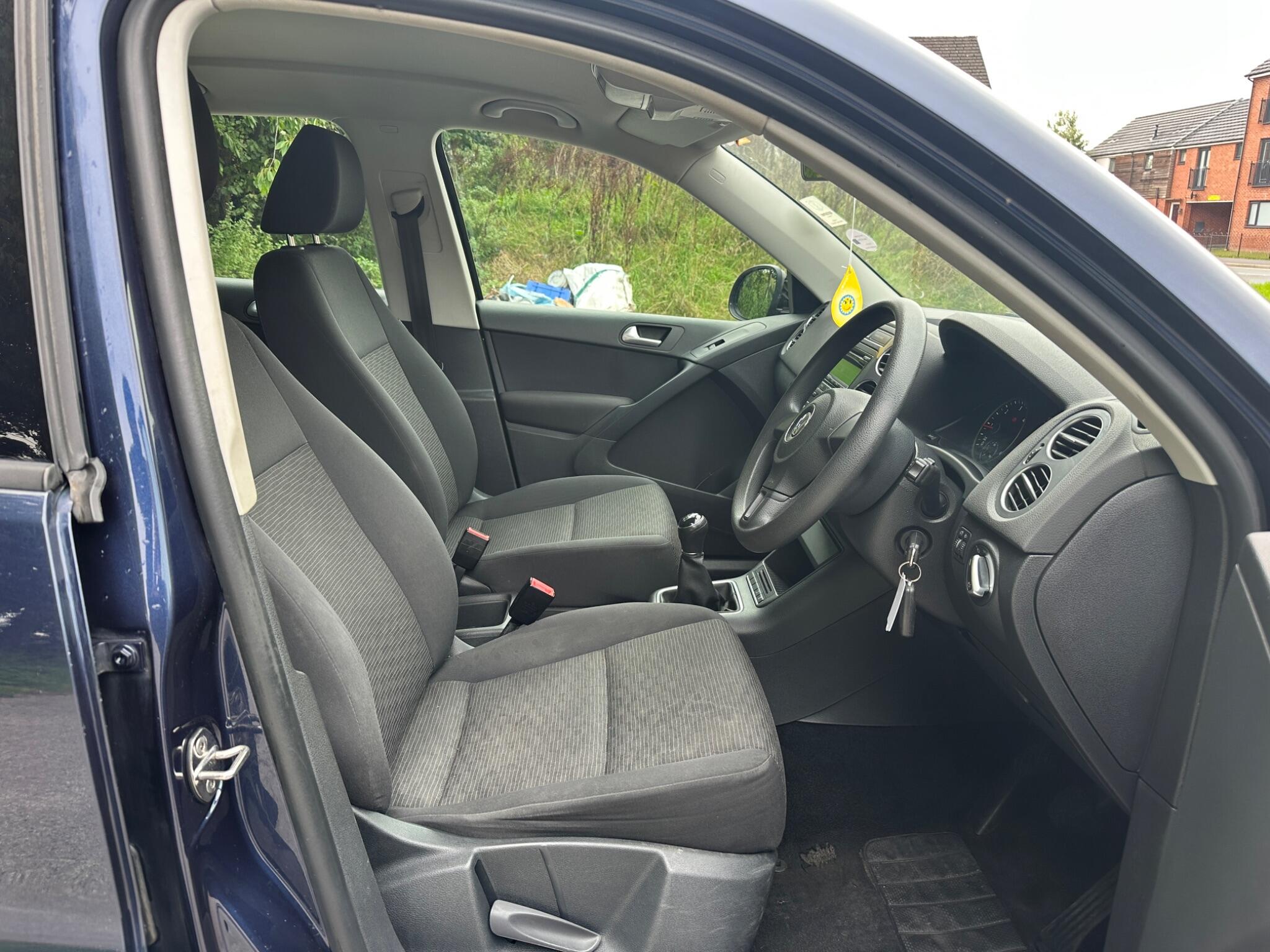 Volkswagen Tiguan view 11