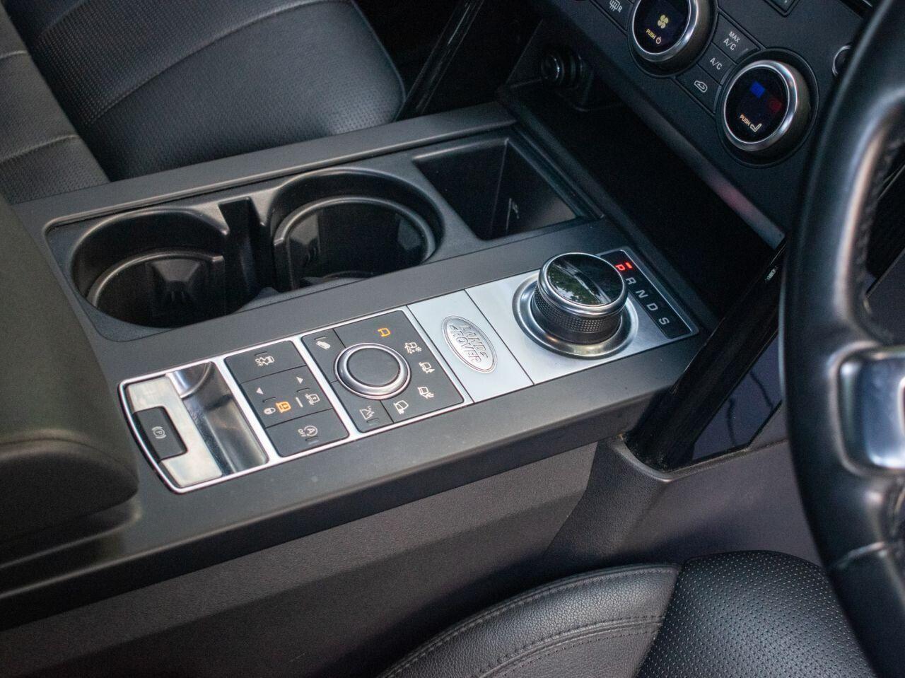 Land Rover Discovery view 33