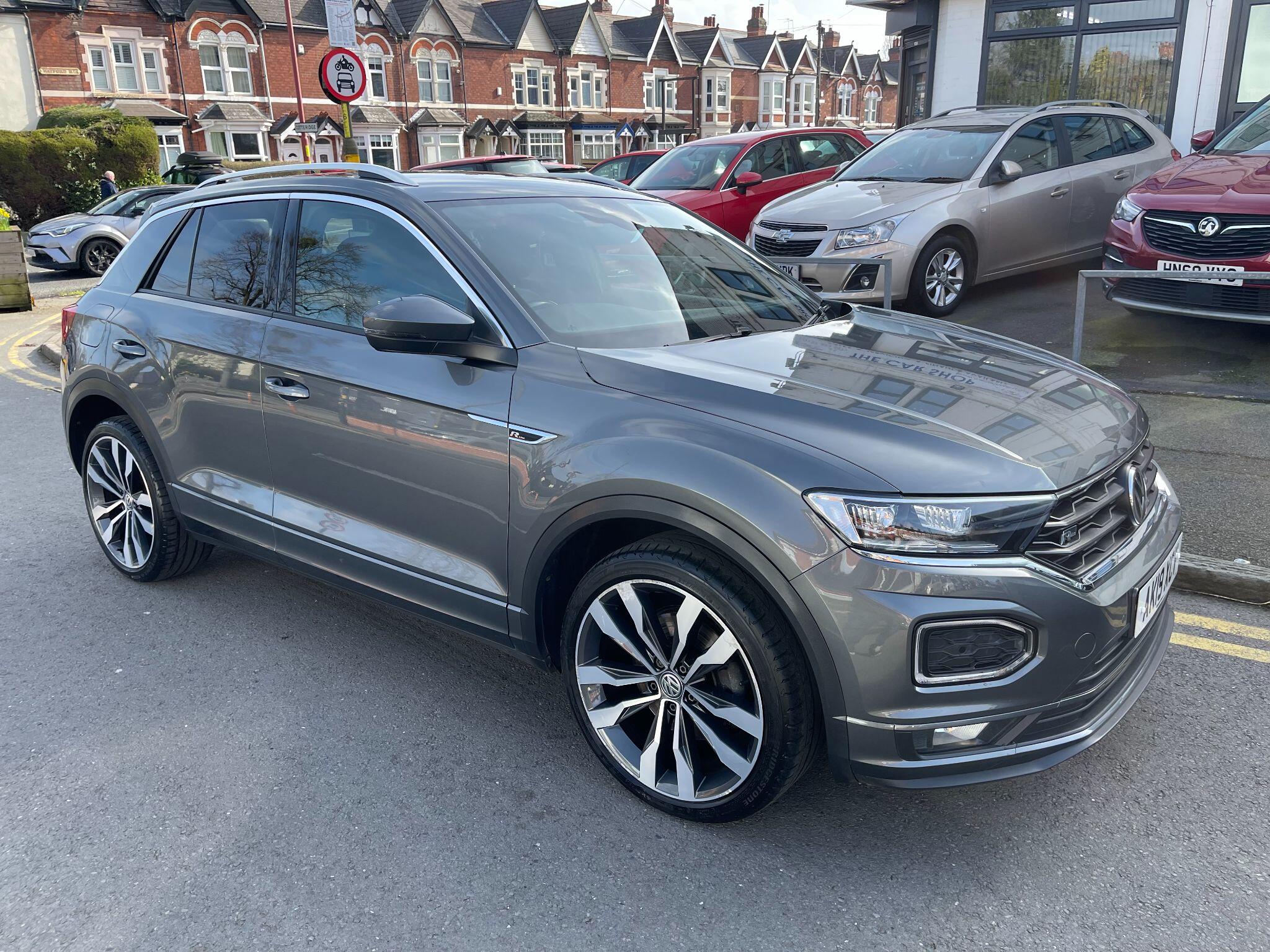 Volkswagen T-Roc view 9