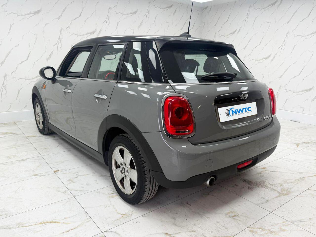 Mini Hatch view 9