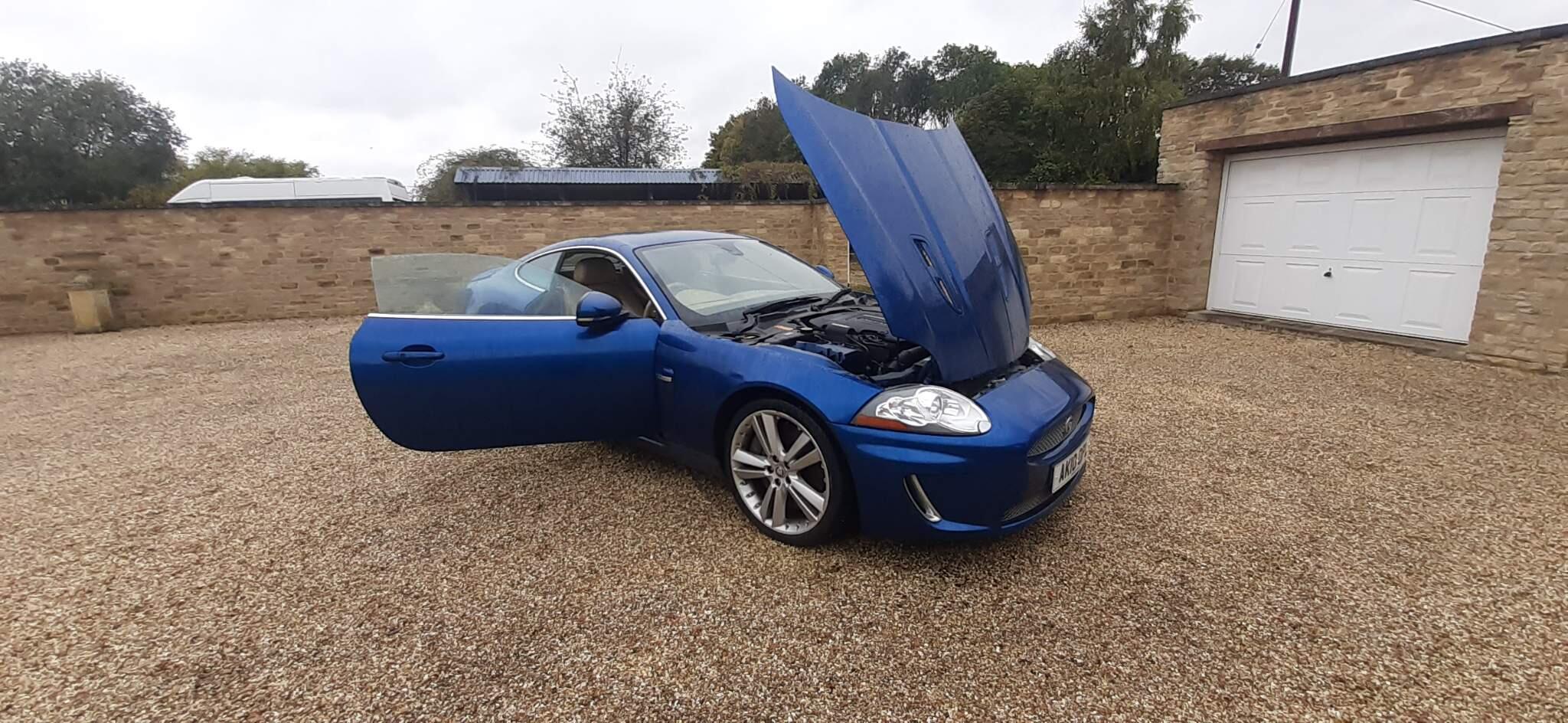 Jaguar XKR