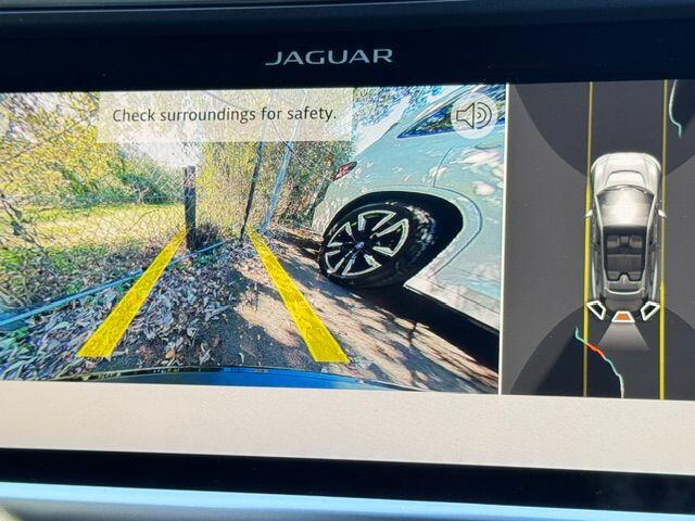 Jaguar I-Pace view 4