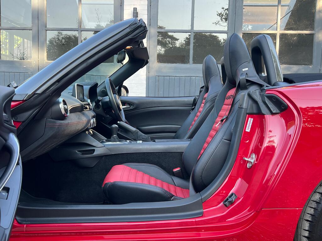 Abarth 124 Spider view 12