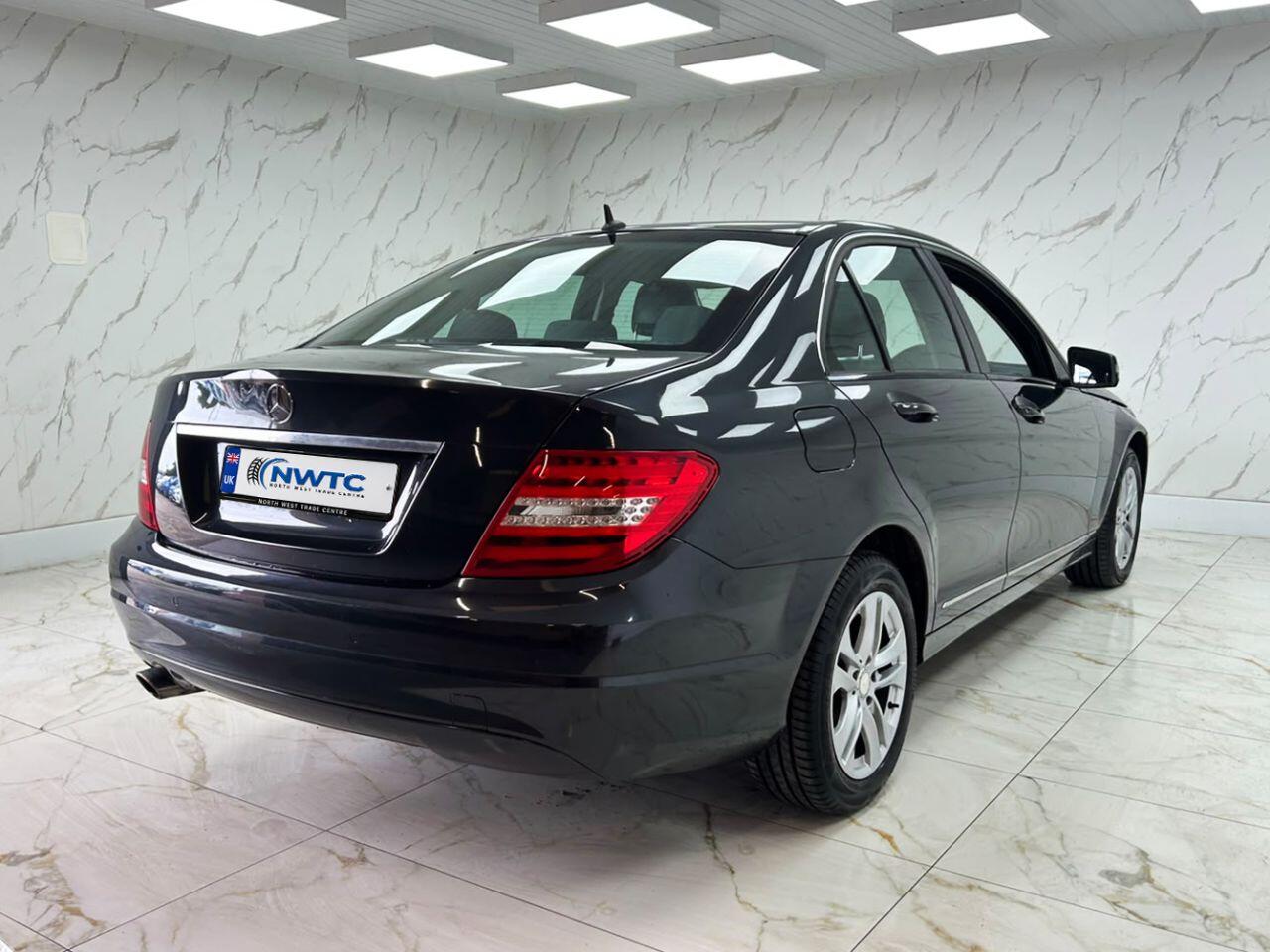 Mercedes-Benz C-Class view 11