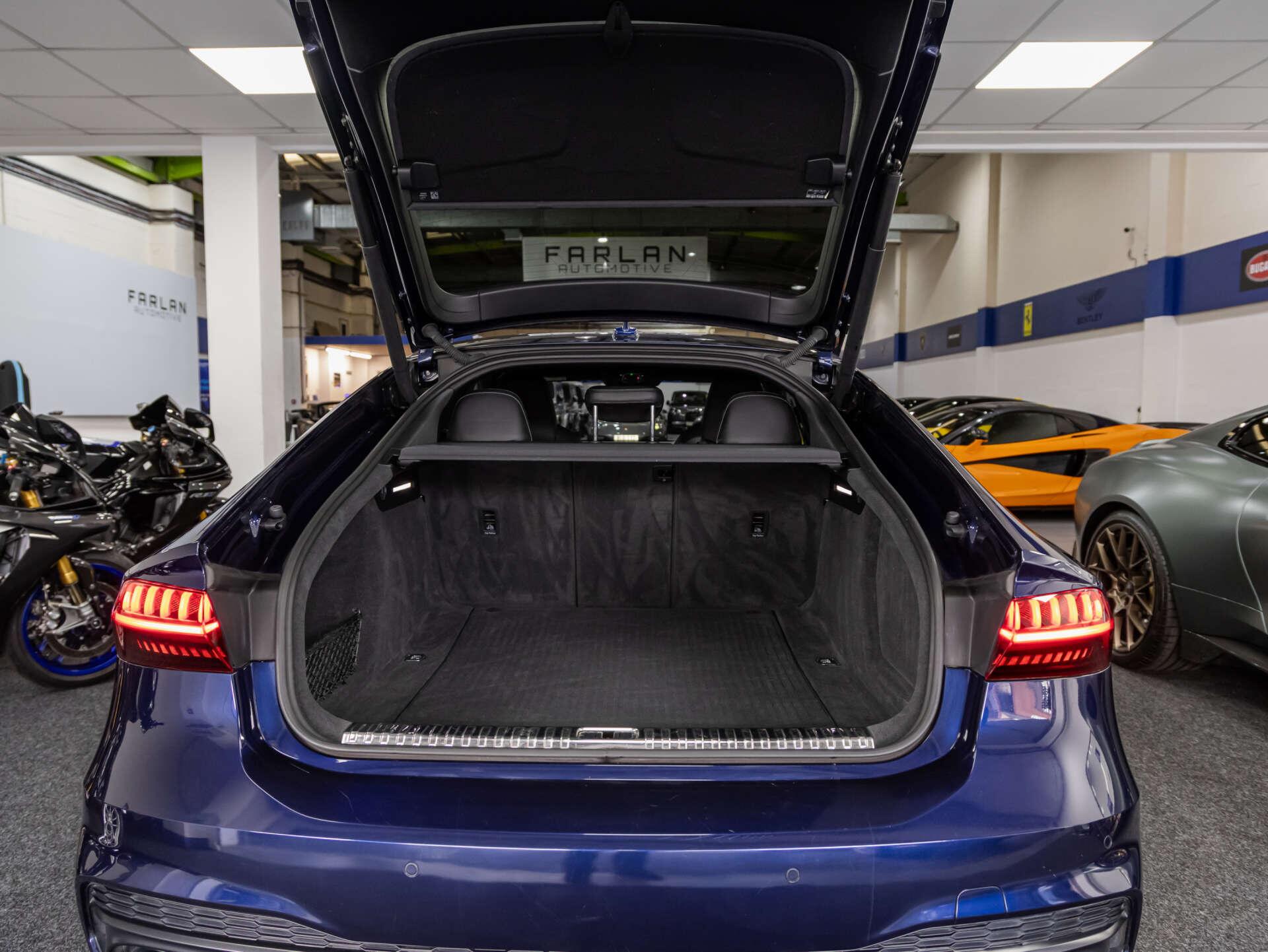 Audi S7 view 63