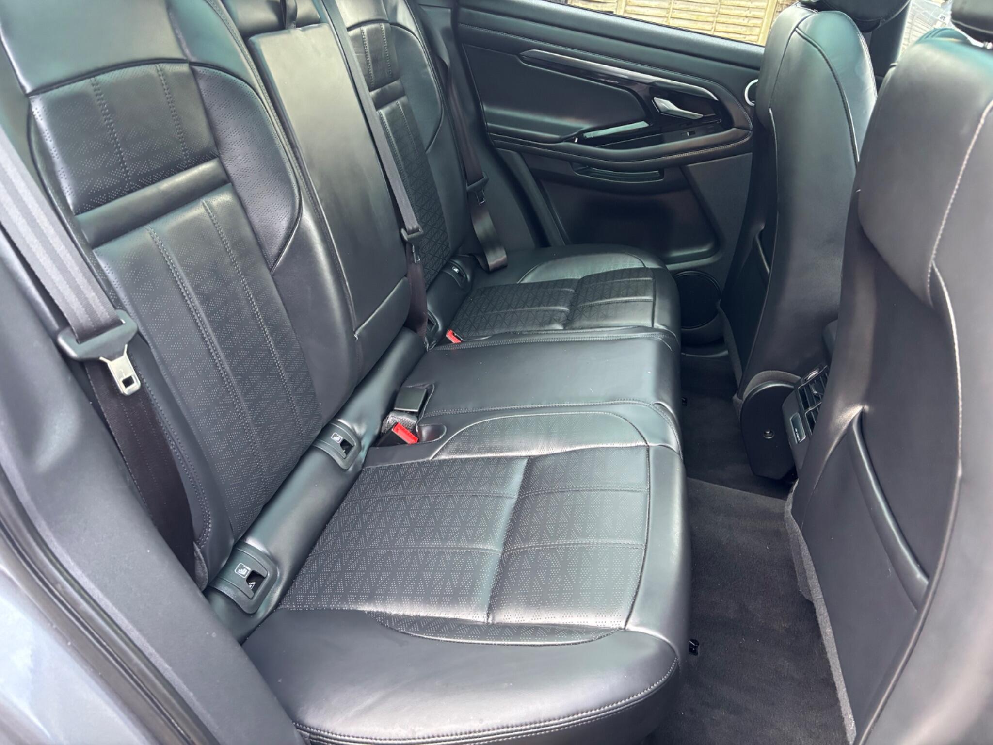 Land Rover Range Rover Evoque view 19