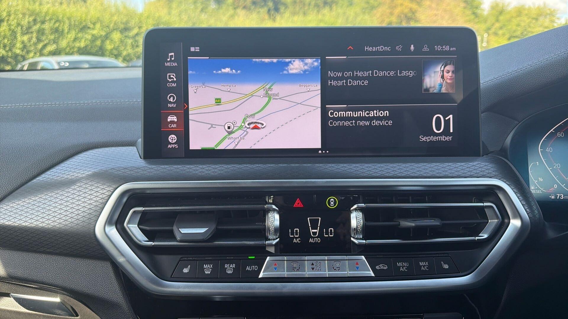 BMW X3 view 8