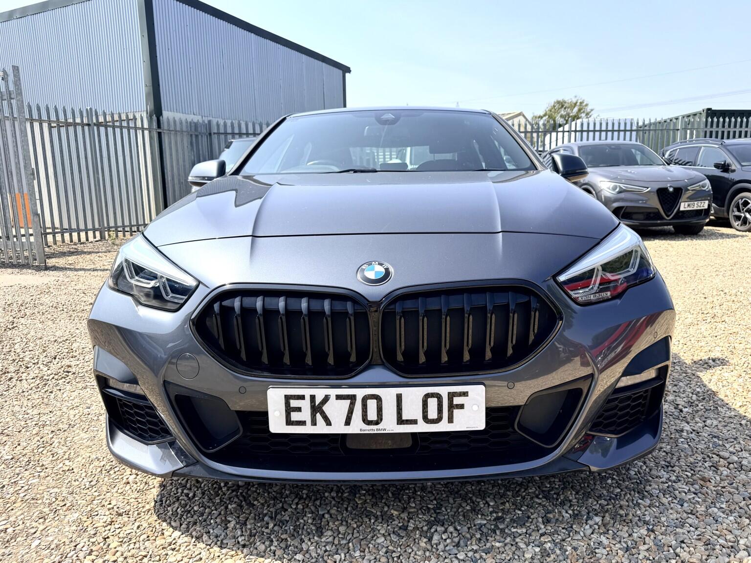 BMW 2 Series view 11