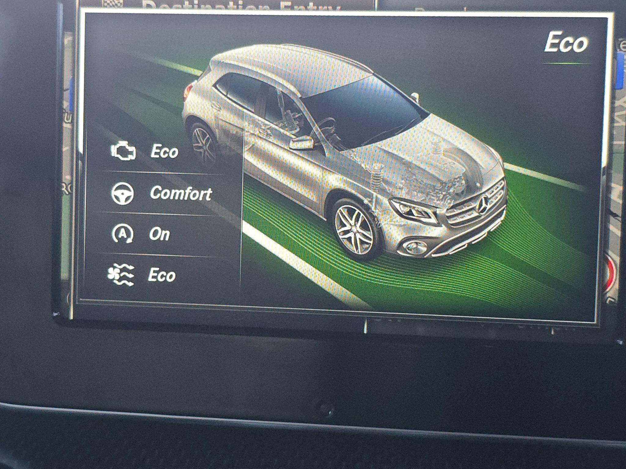 2018 Mercedes-Benz GLA 1.6 GLA200 SE (Executive) Euro 6 (s/s) 5dr • 28,270 miles image 61