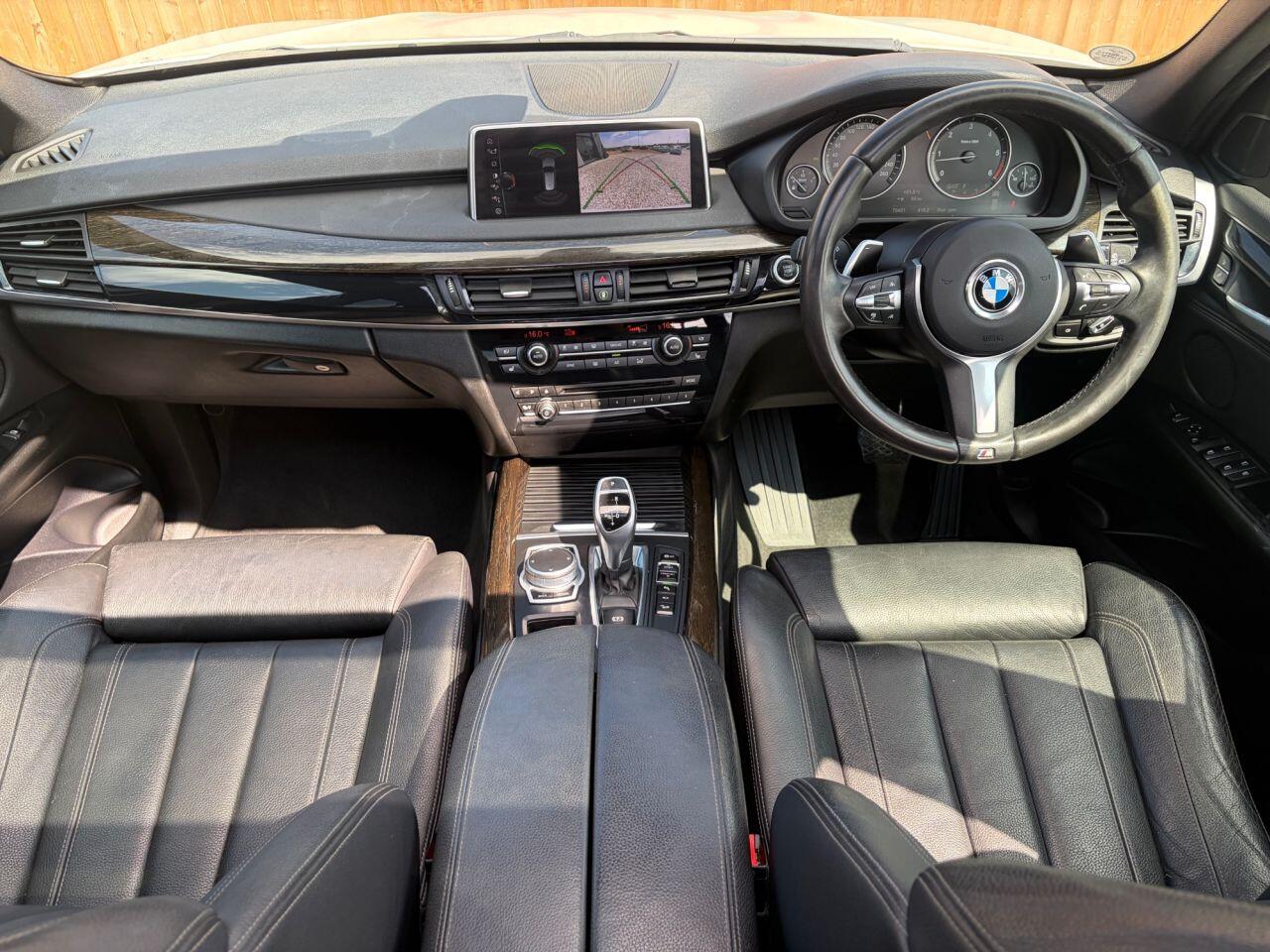 BMW X5 view 16