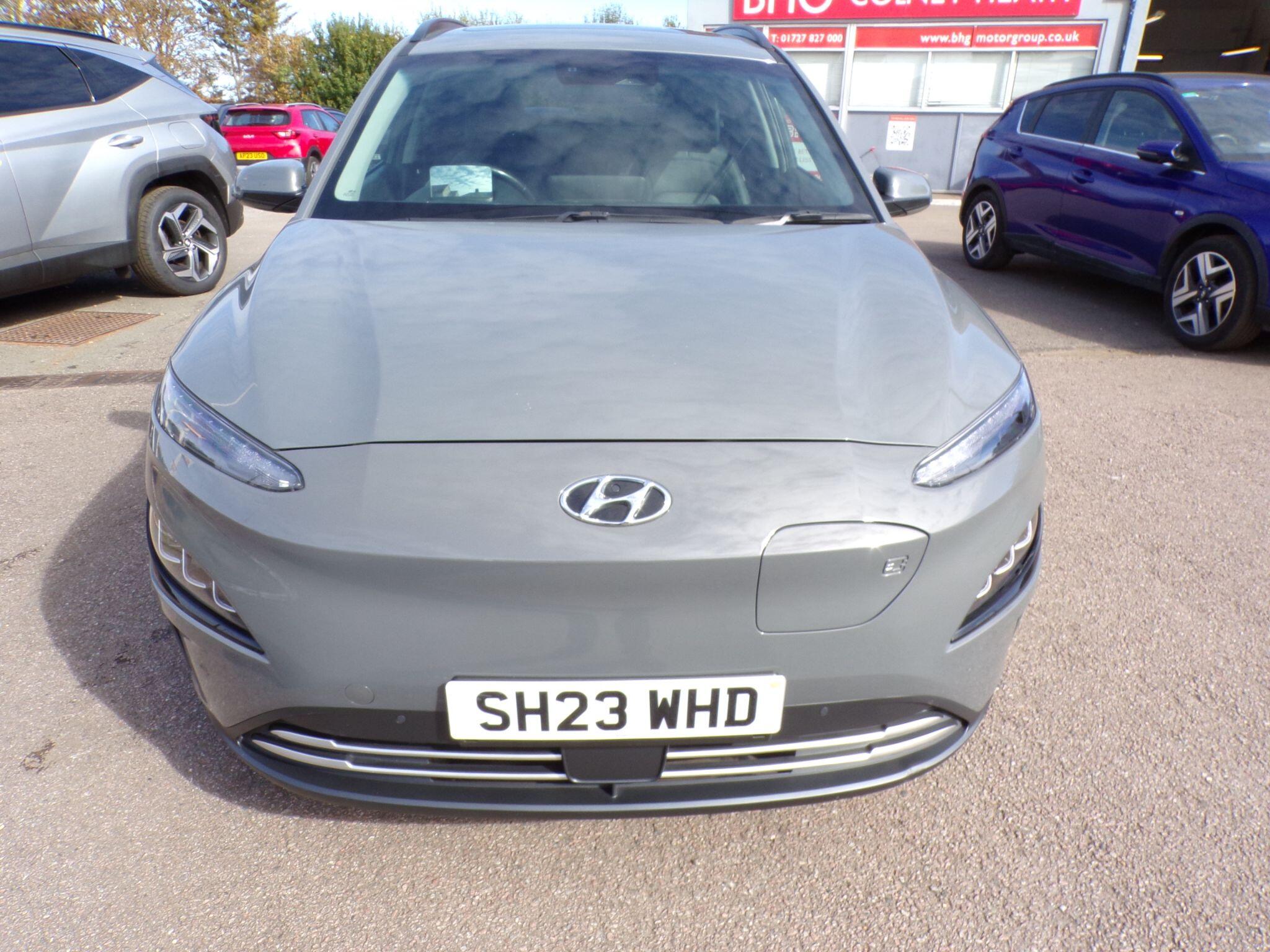 Hyundai Kona view 3