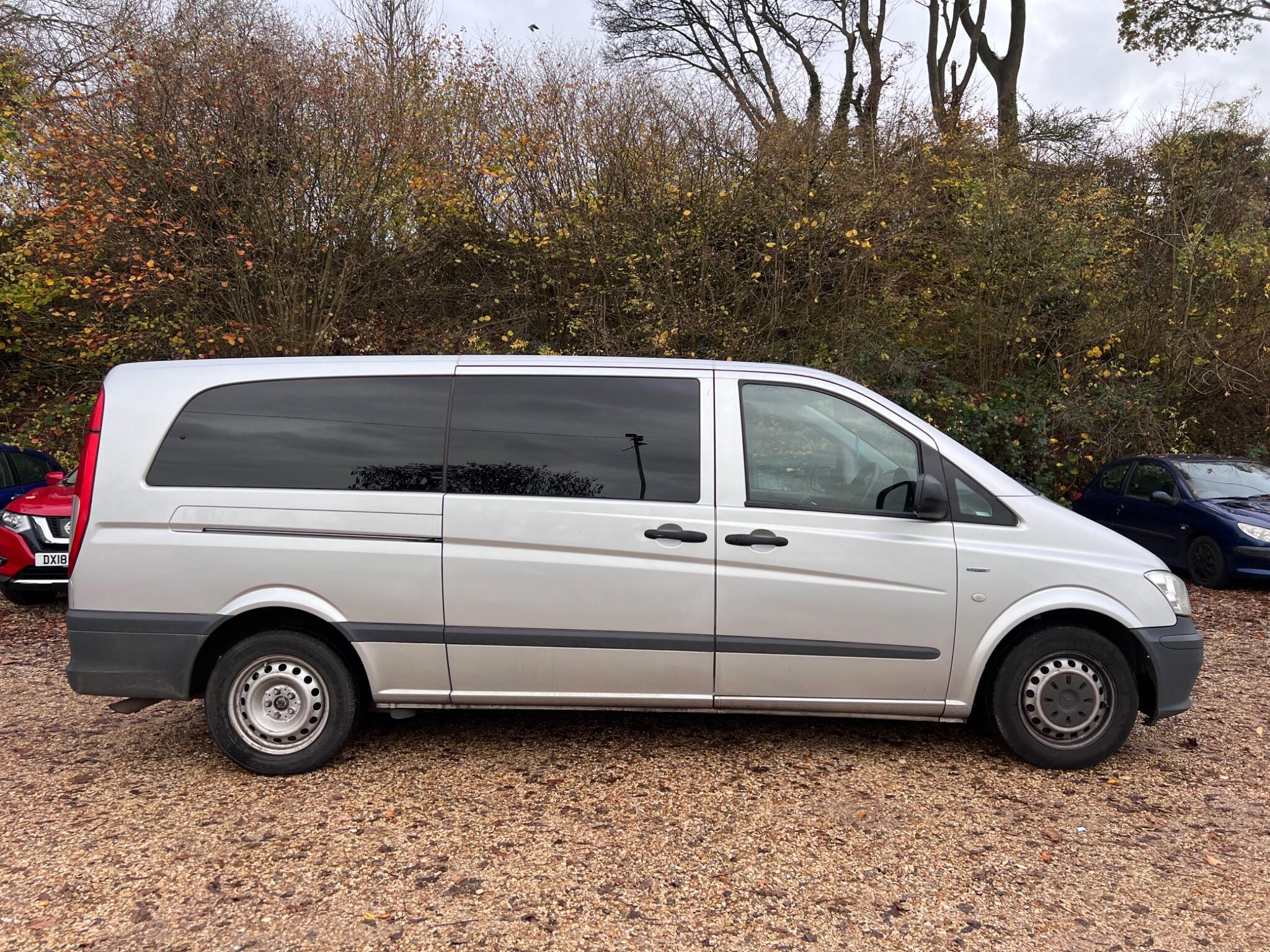 Mercedes-Benz Vito view 11