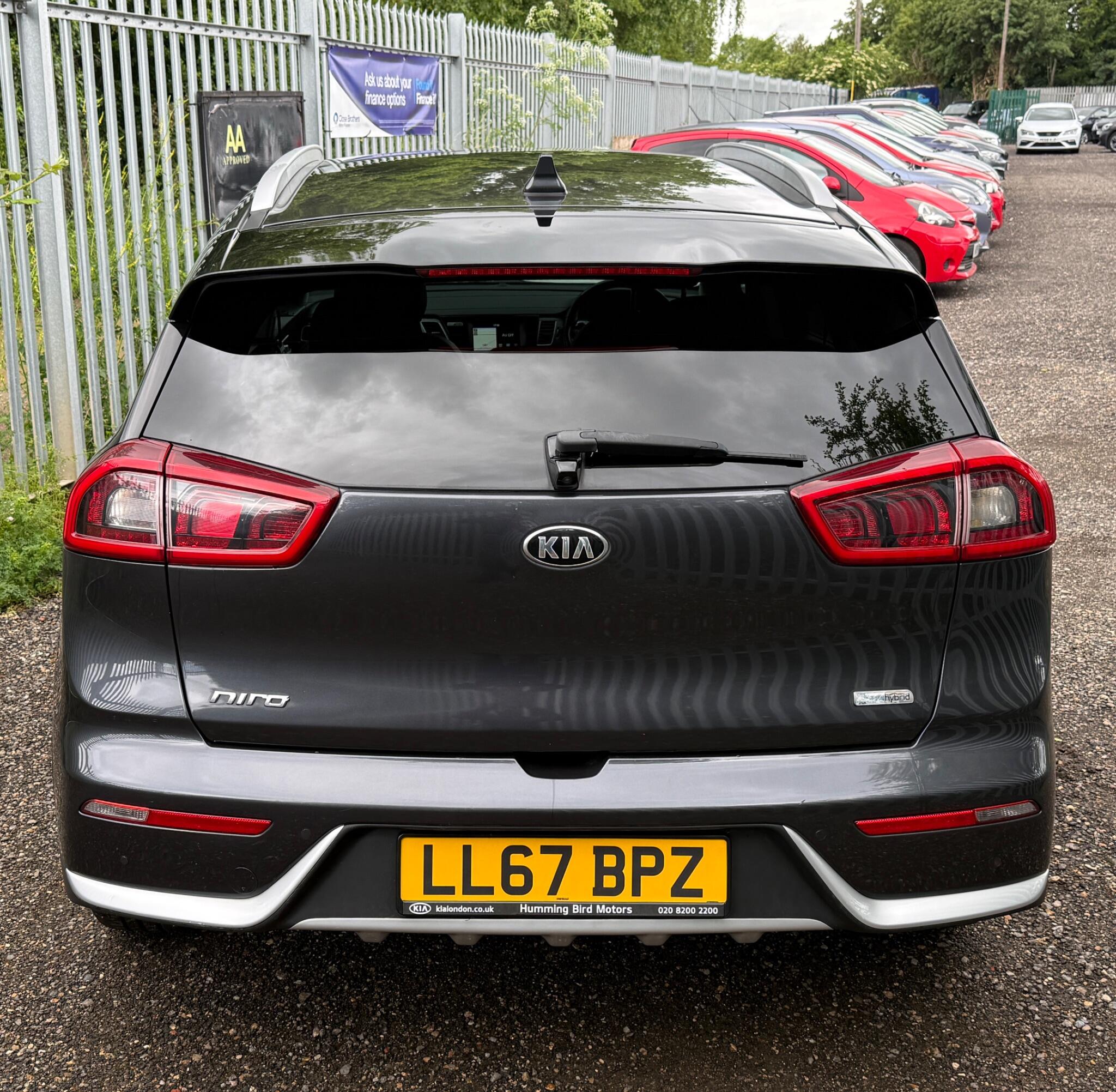 2018 Kia Niro image 14