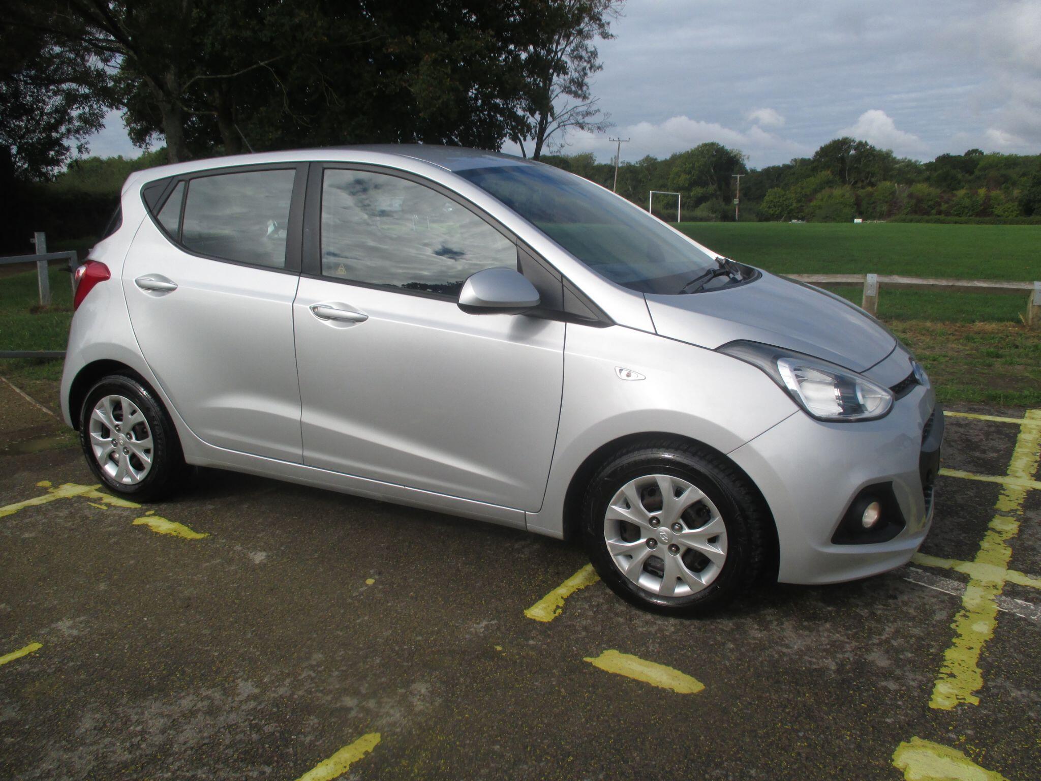 Hyundai I10 view 5