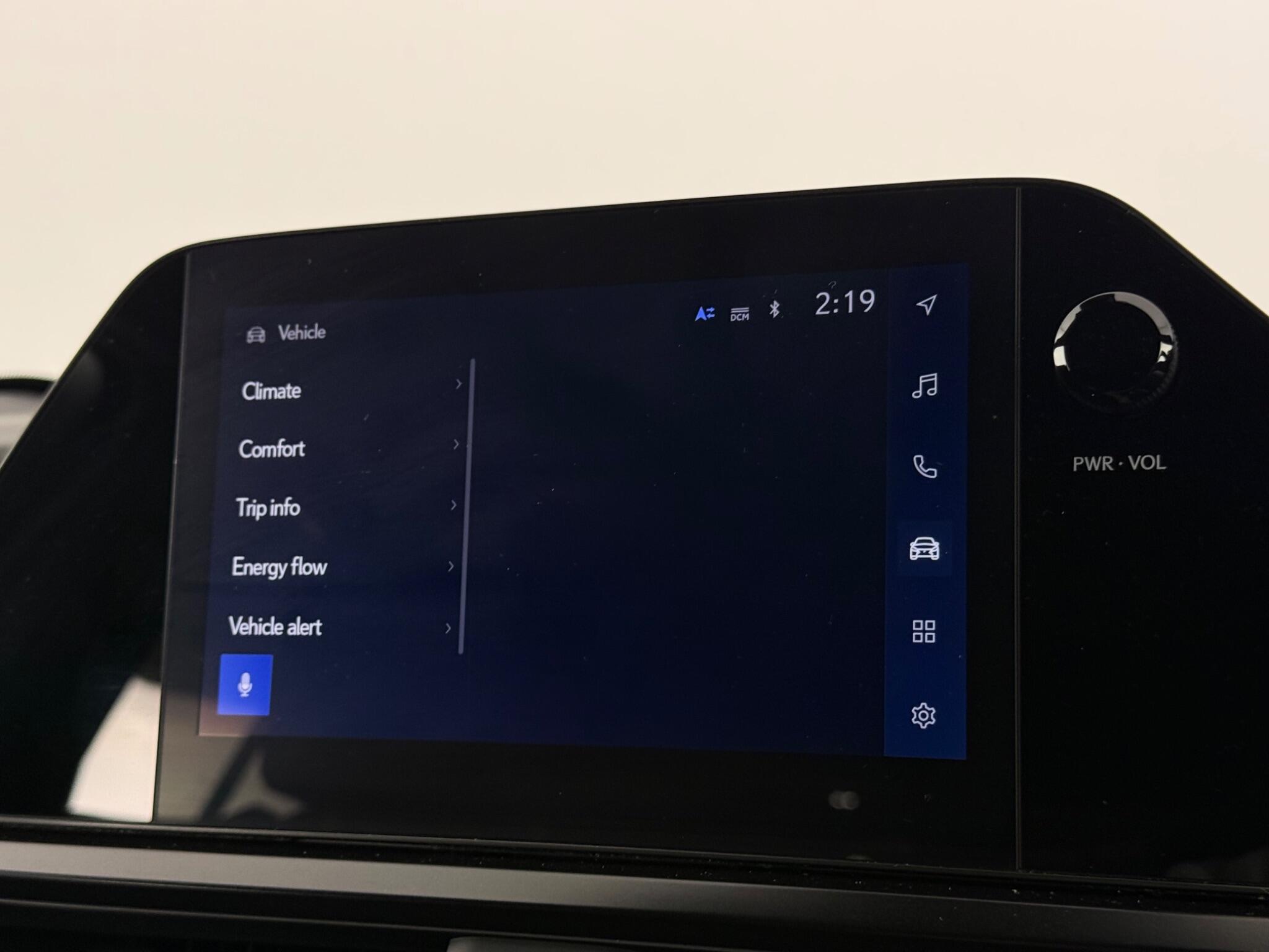 Lexus Ux view 24