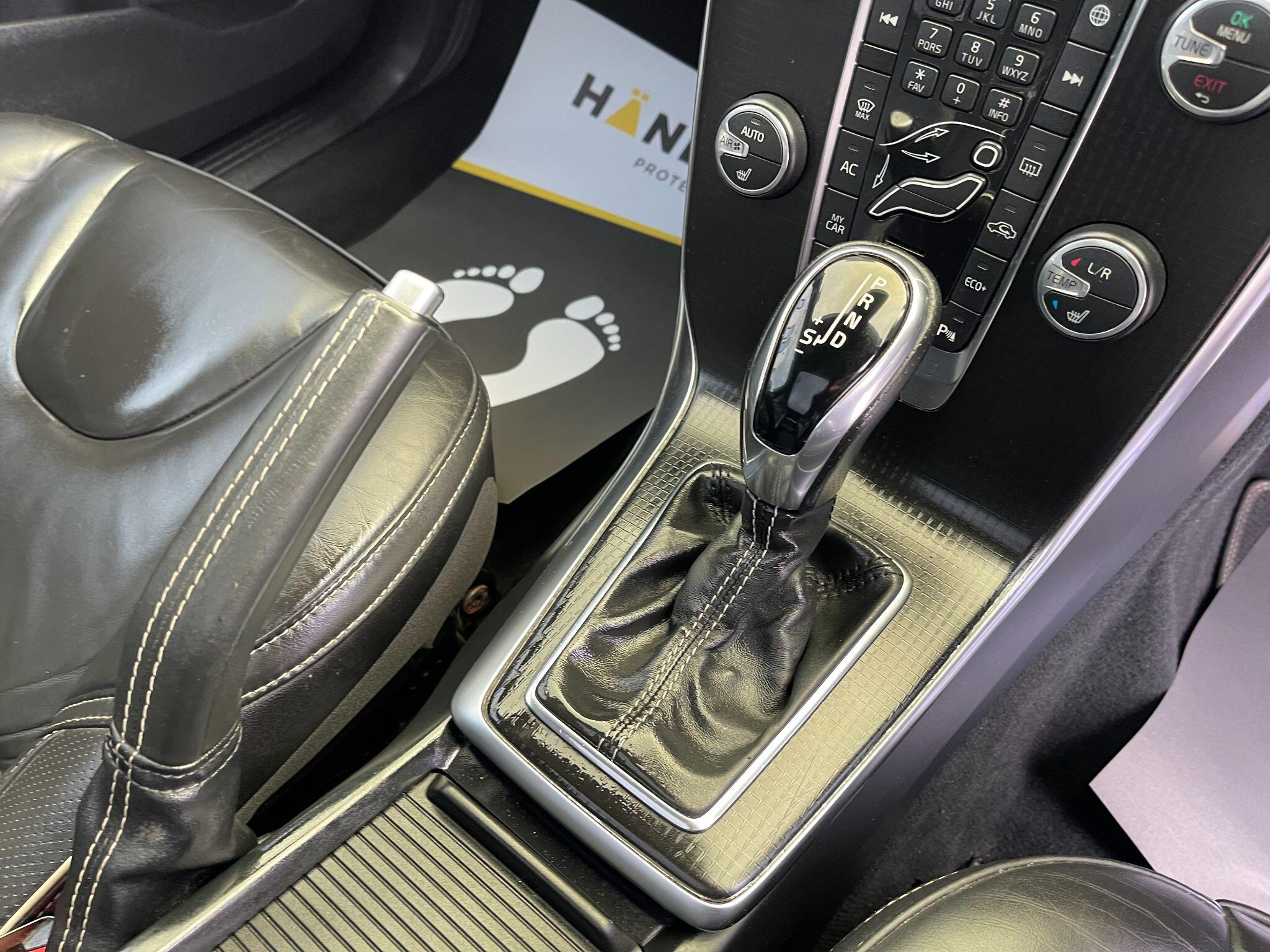 Volvo V40 view 24