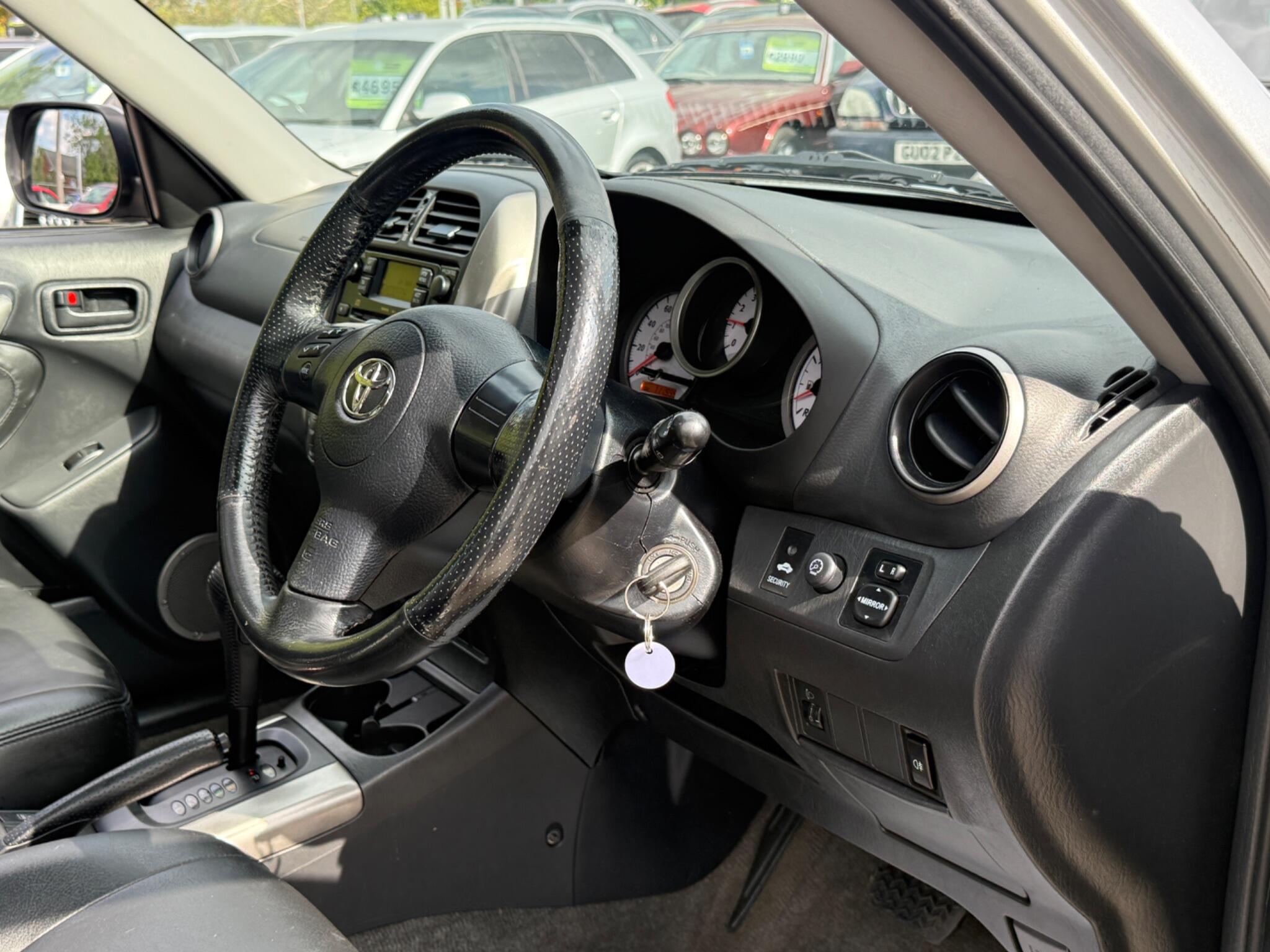 Toyota {Other Models} - Image 34