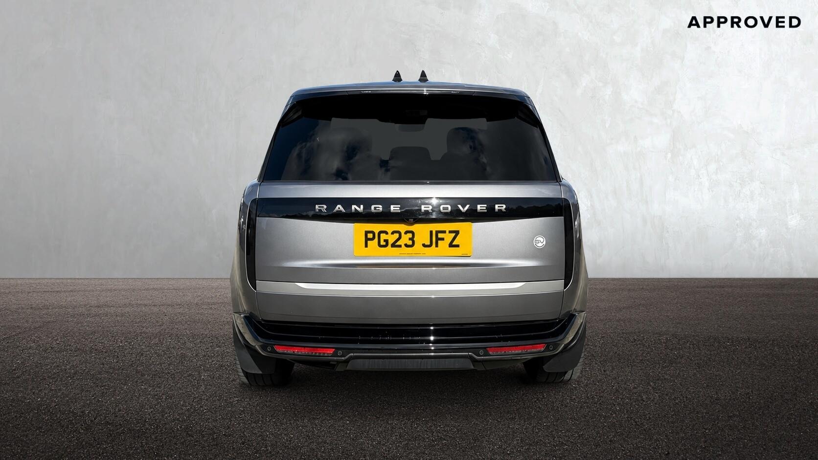 Land Rover Range Rover view 6