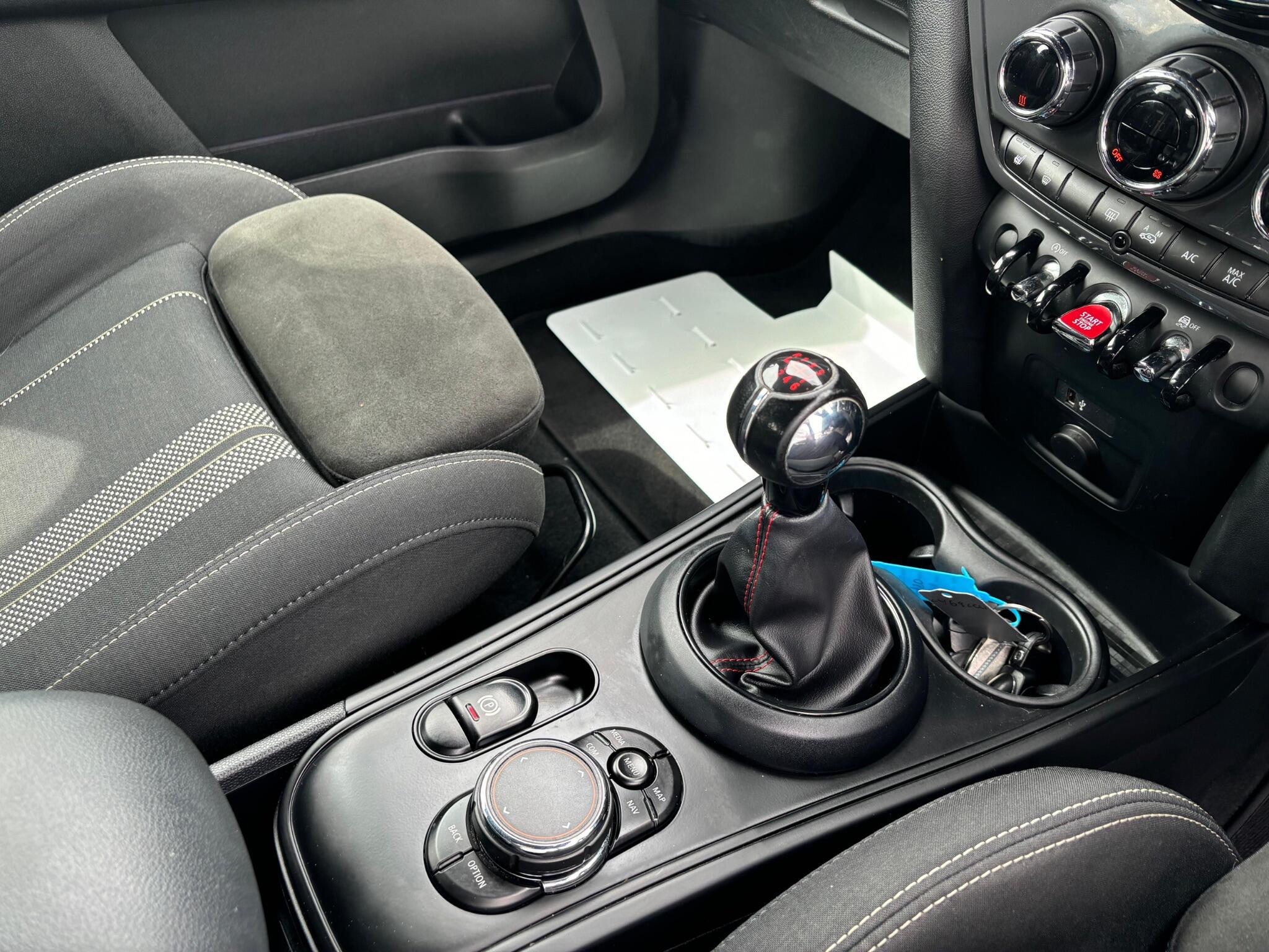 Mini Countryman view 5