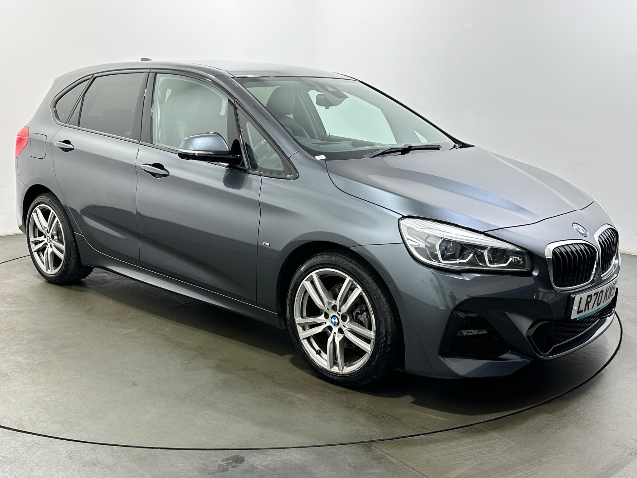 BMW 2 Series view 54