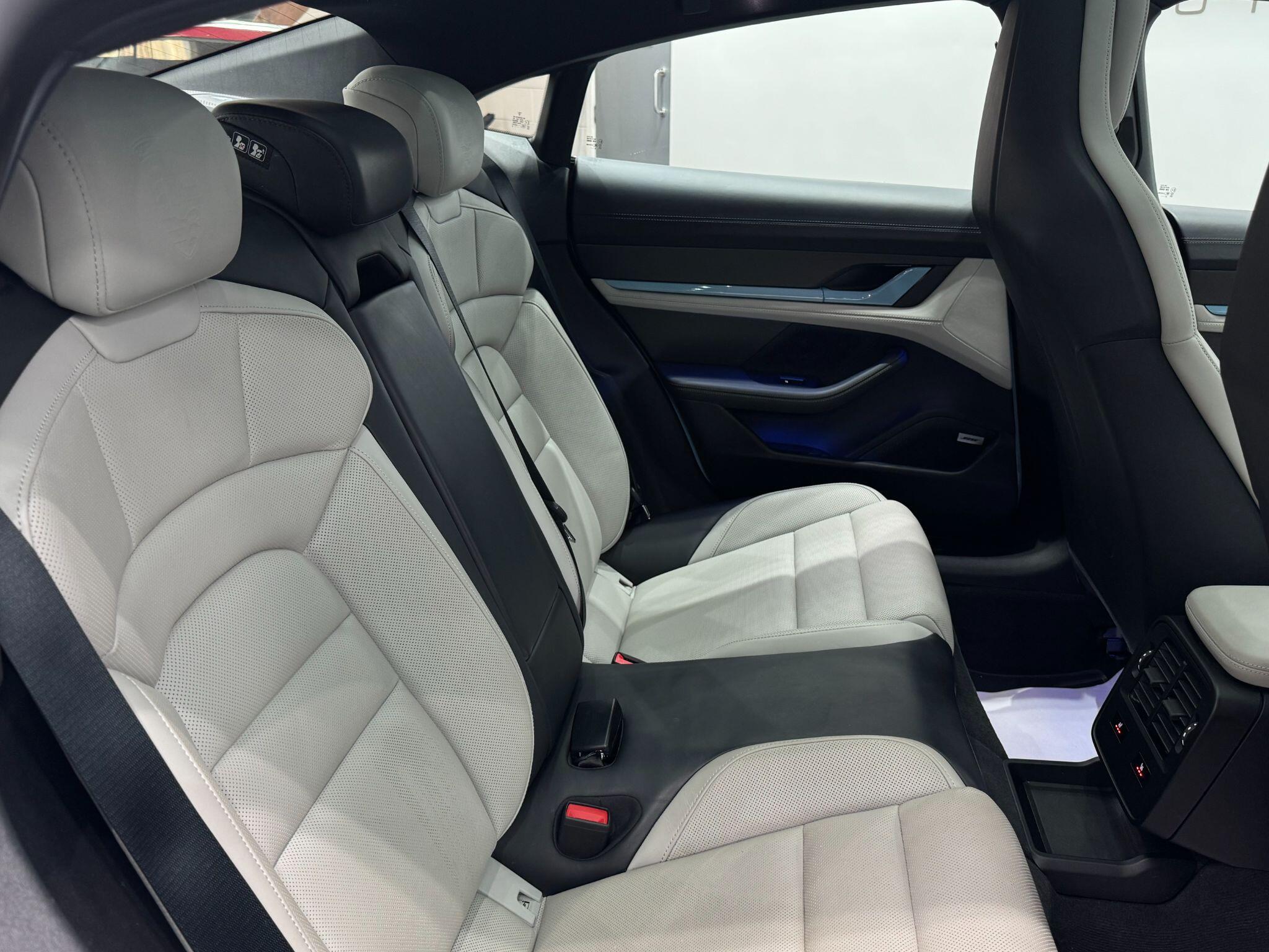 Porsche Taycan view 43