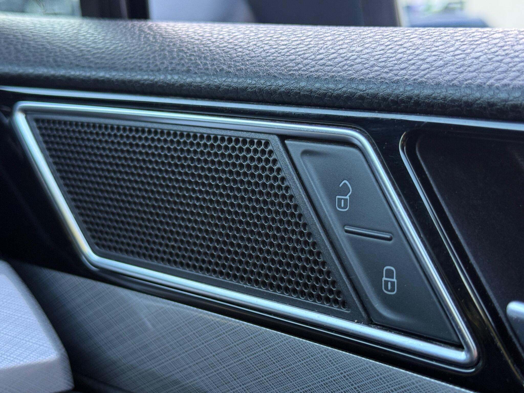 Volkswagen Passat - Image 70