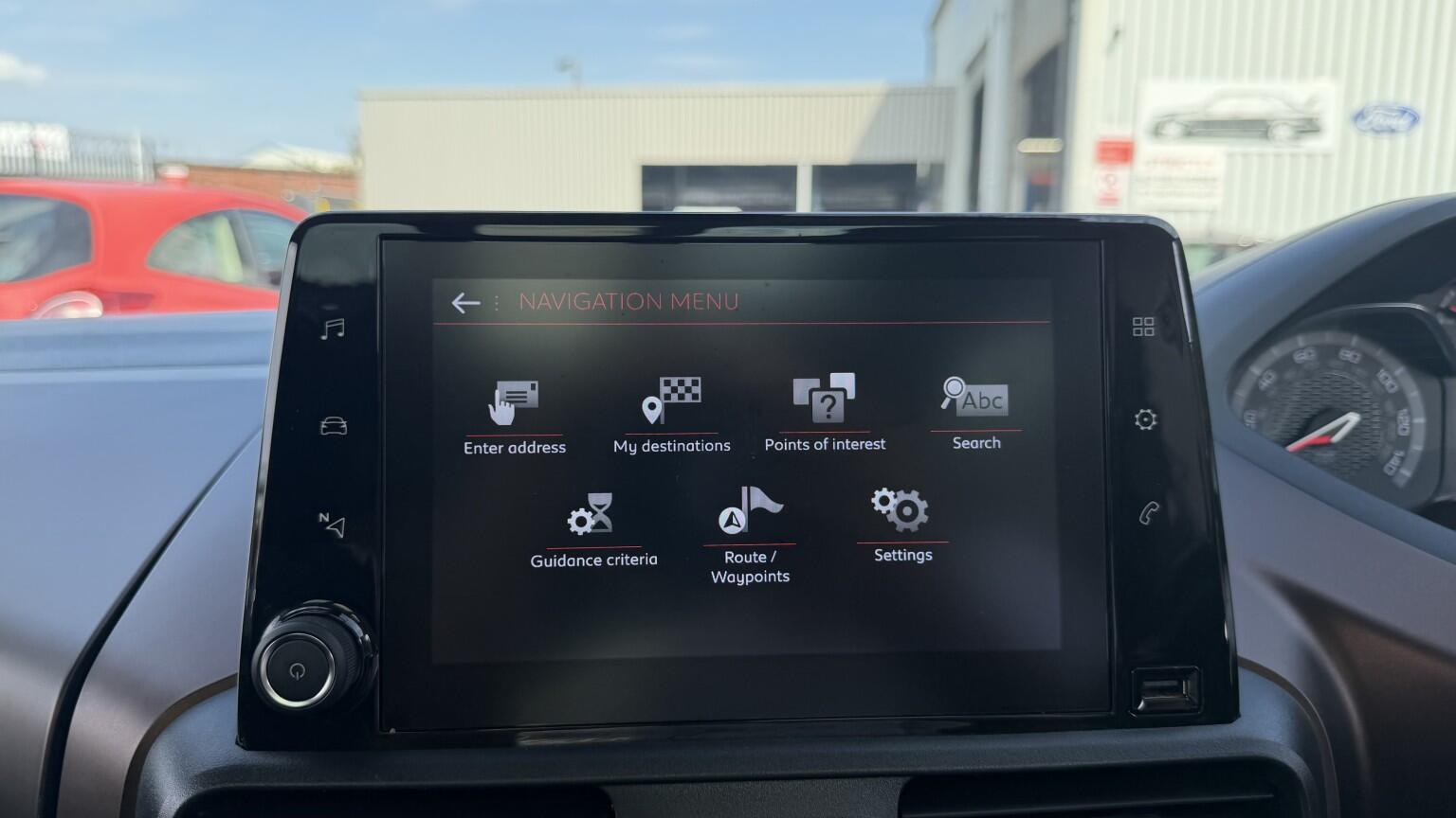 Peugeot Rifter view 36