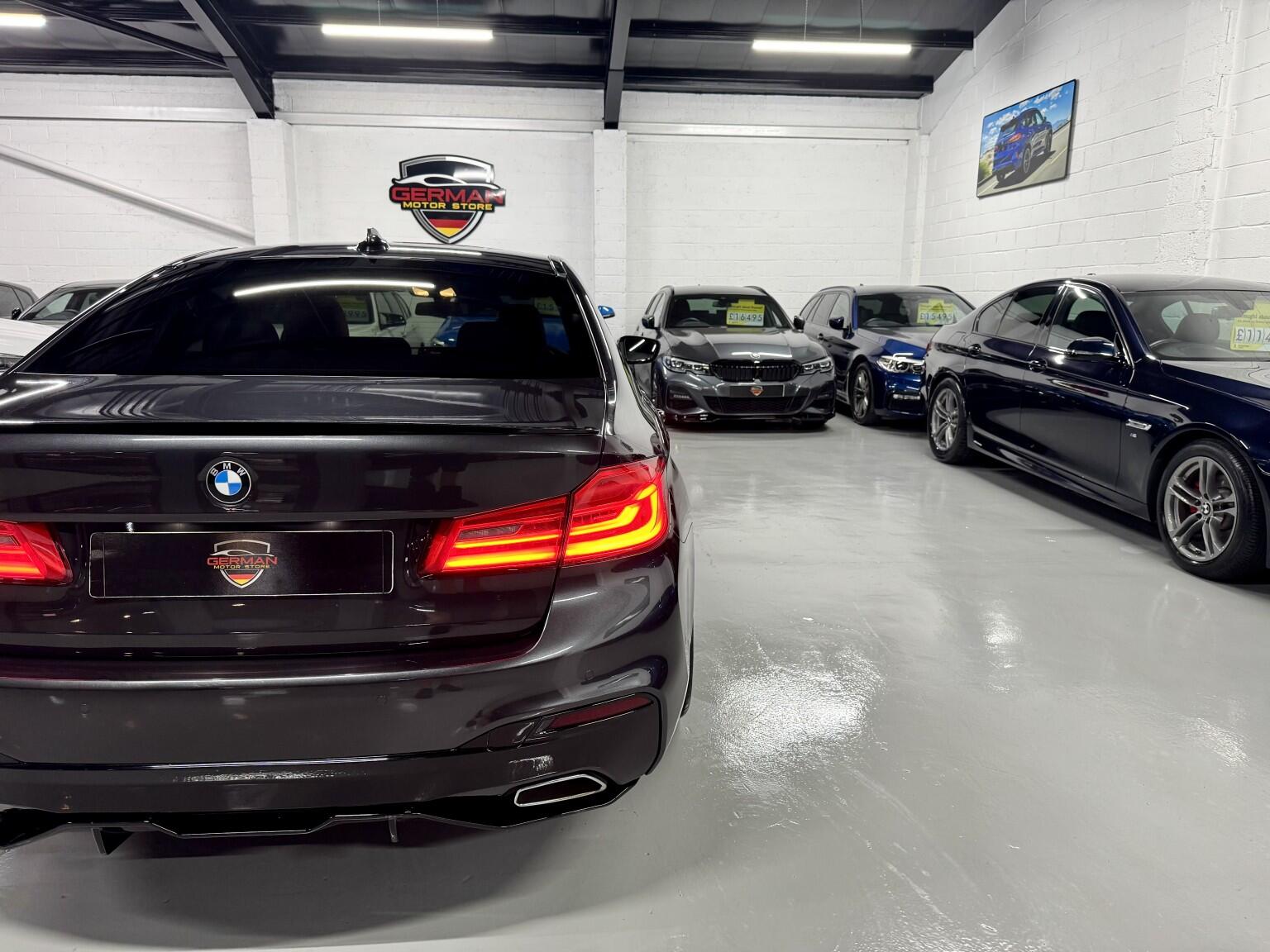 BMW 5 Series view 28