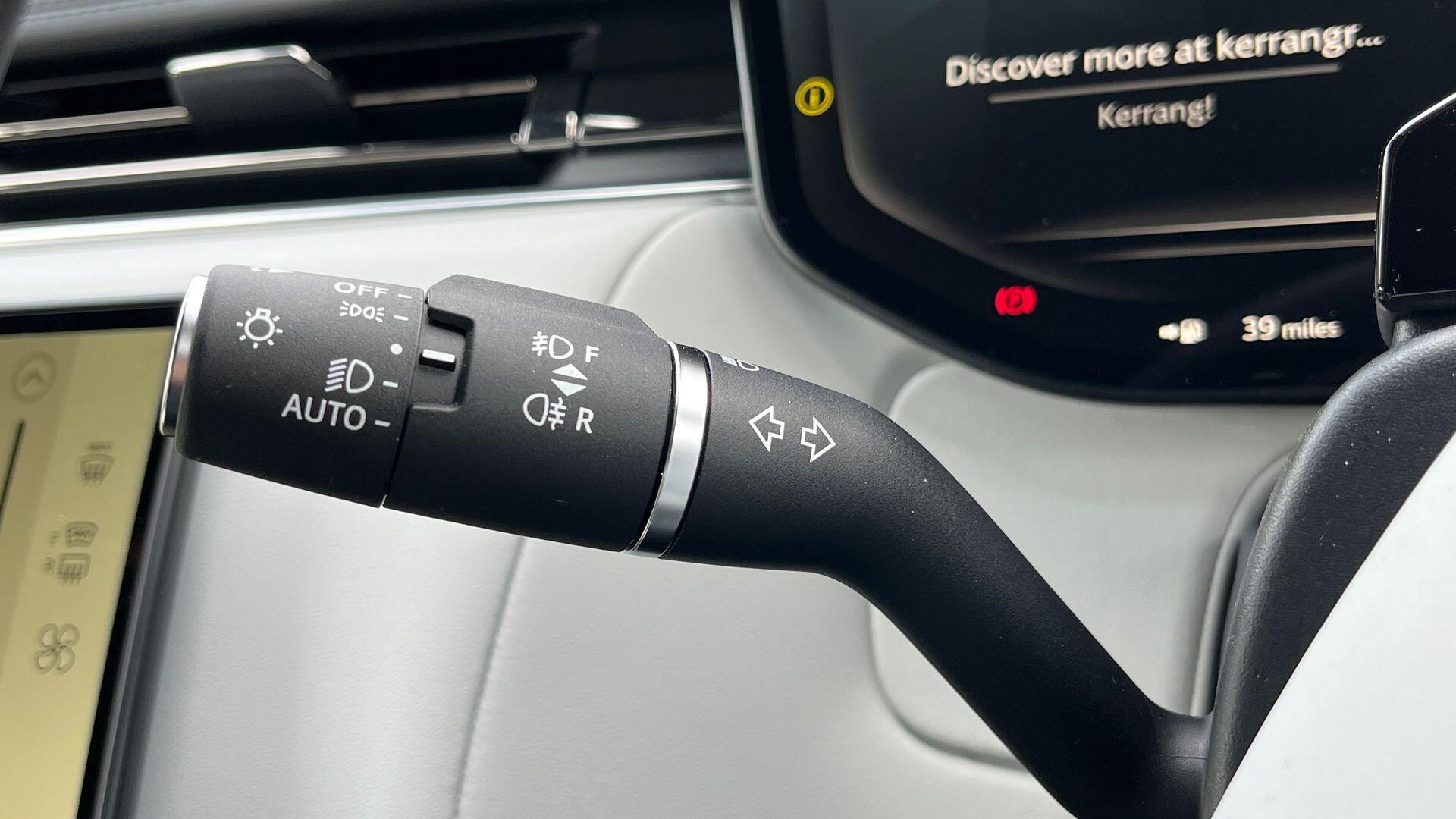 Land Rover Range Rover Sport view 16